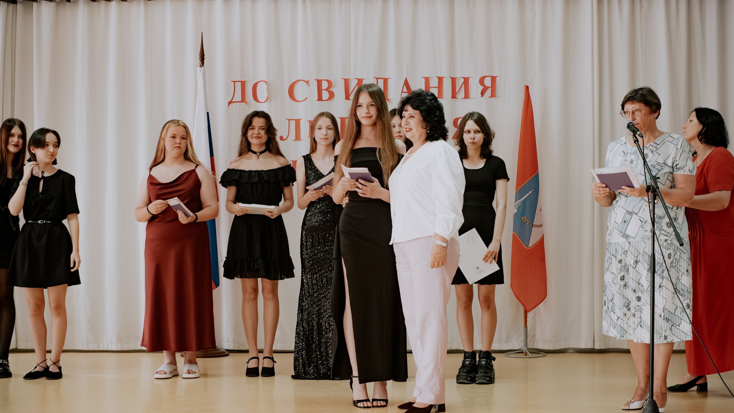 Кейс — Школьный выпускной. Коммерческий и Портретный Фотограф Симферополь Крым Максим Махо