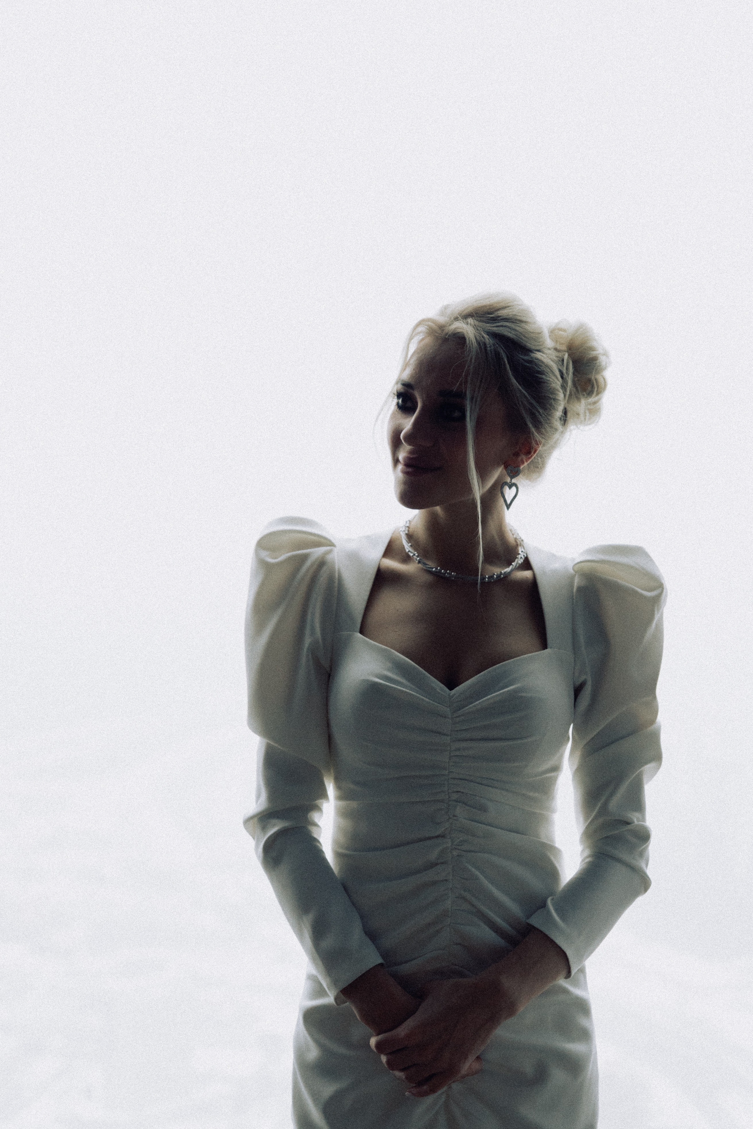 ЗАГС. Торжественная роспись. Репортажи, уличные и студийные съёмки в Москве