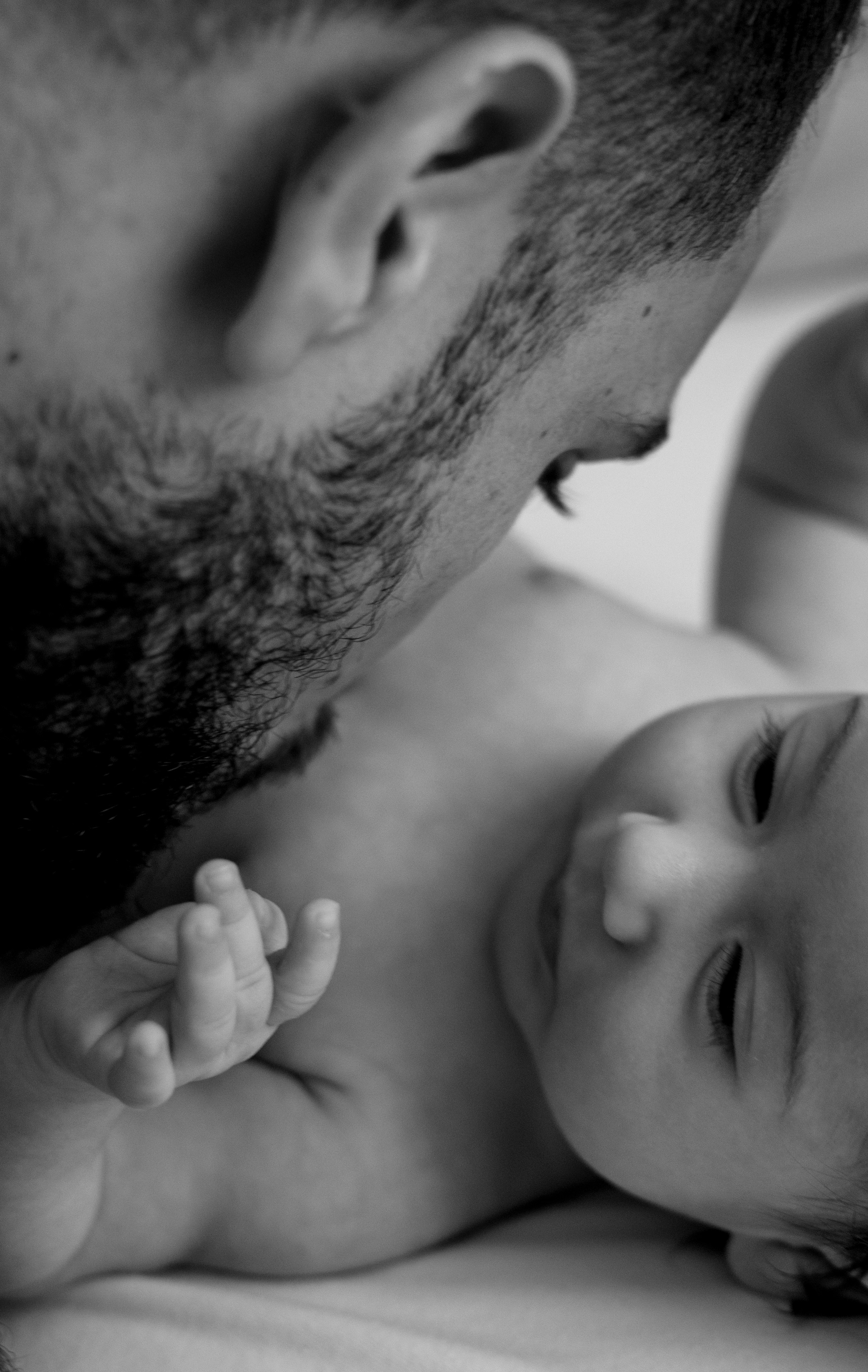 New born family photoshoot at home. Wedding and family photographer