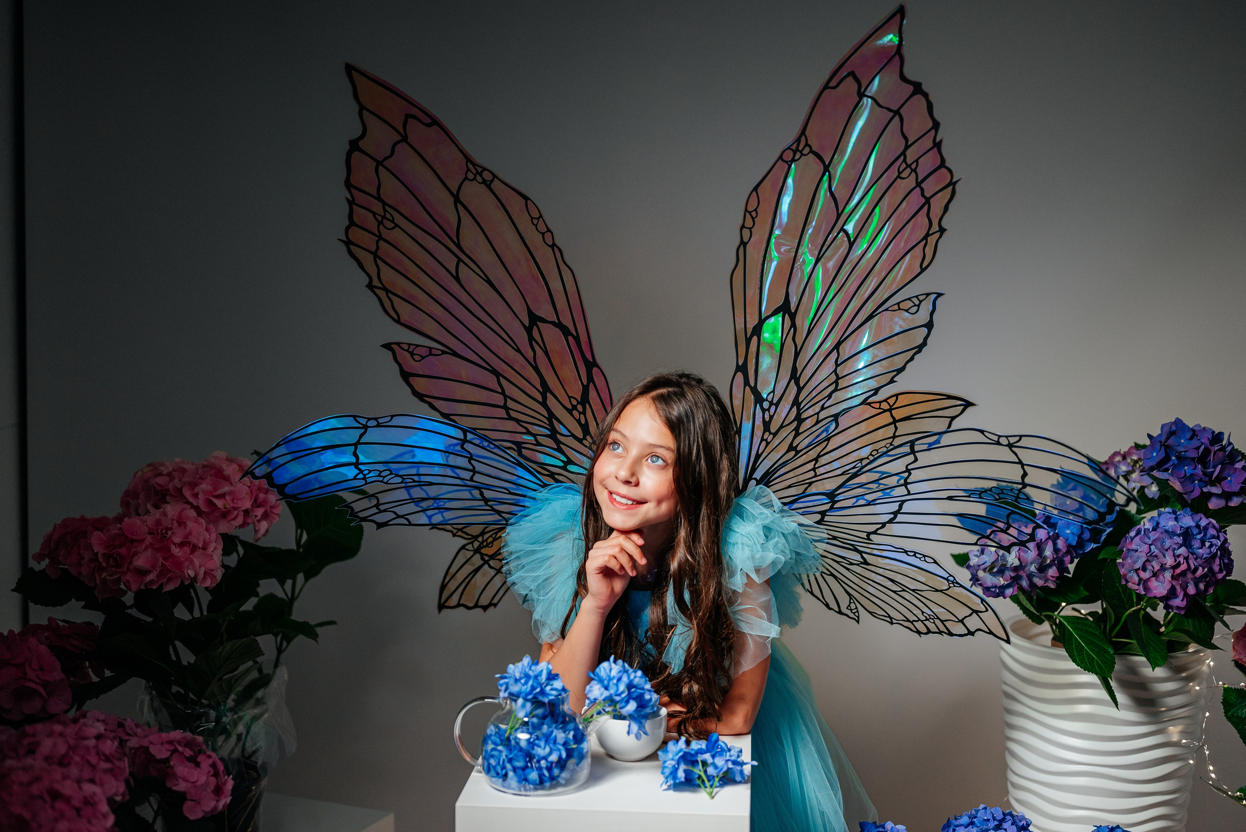 Вероника и гортензии. Семейный фотограф в Краснодаре