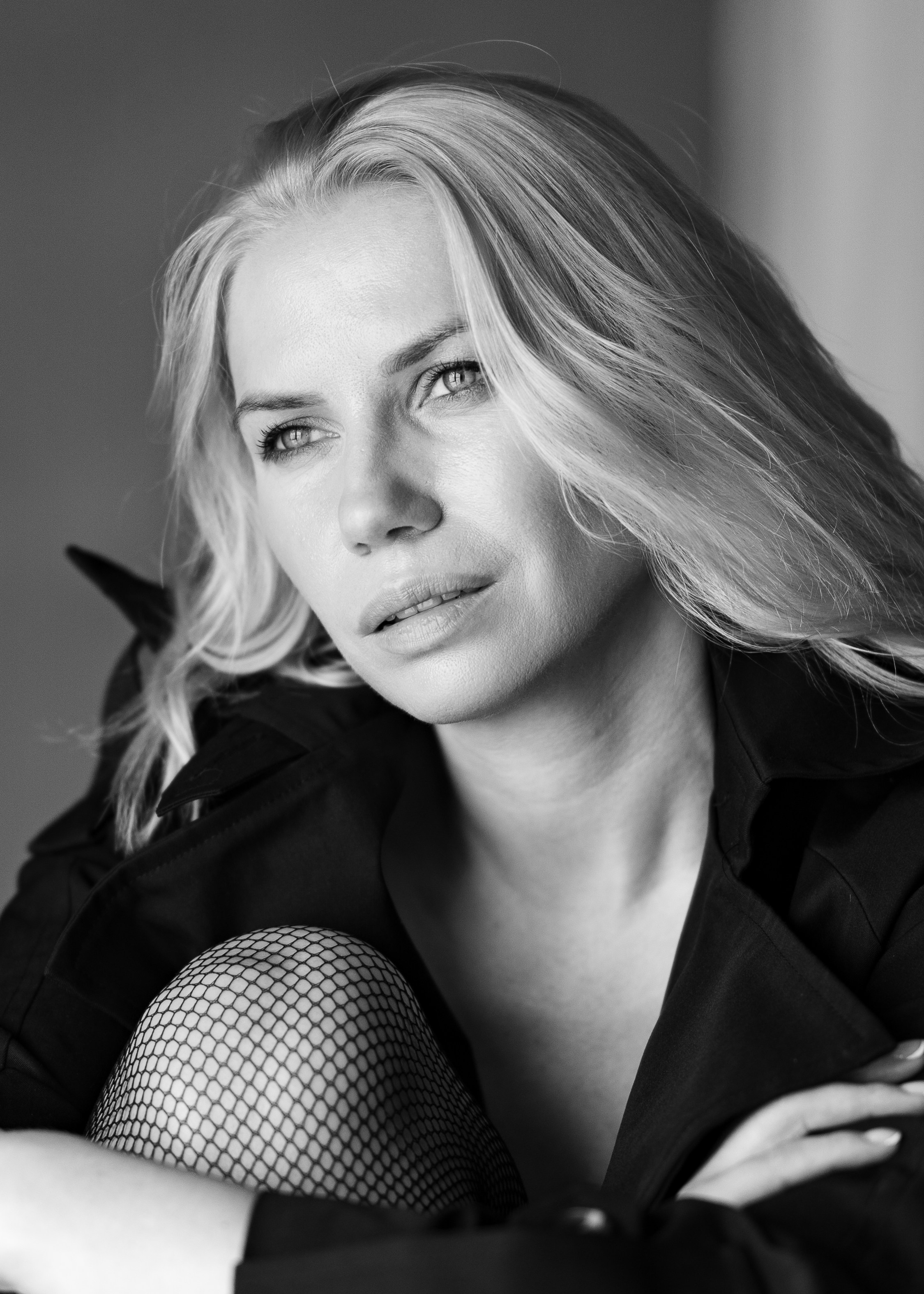 Женский портрет 35+. Женский портретный фотограф 35+ Воронеж. Добро пожаловать в магию ЧБ портрета