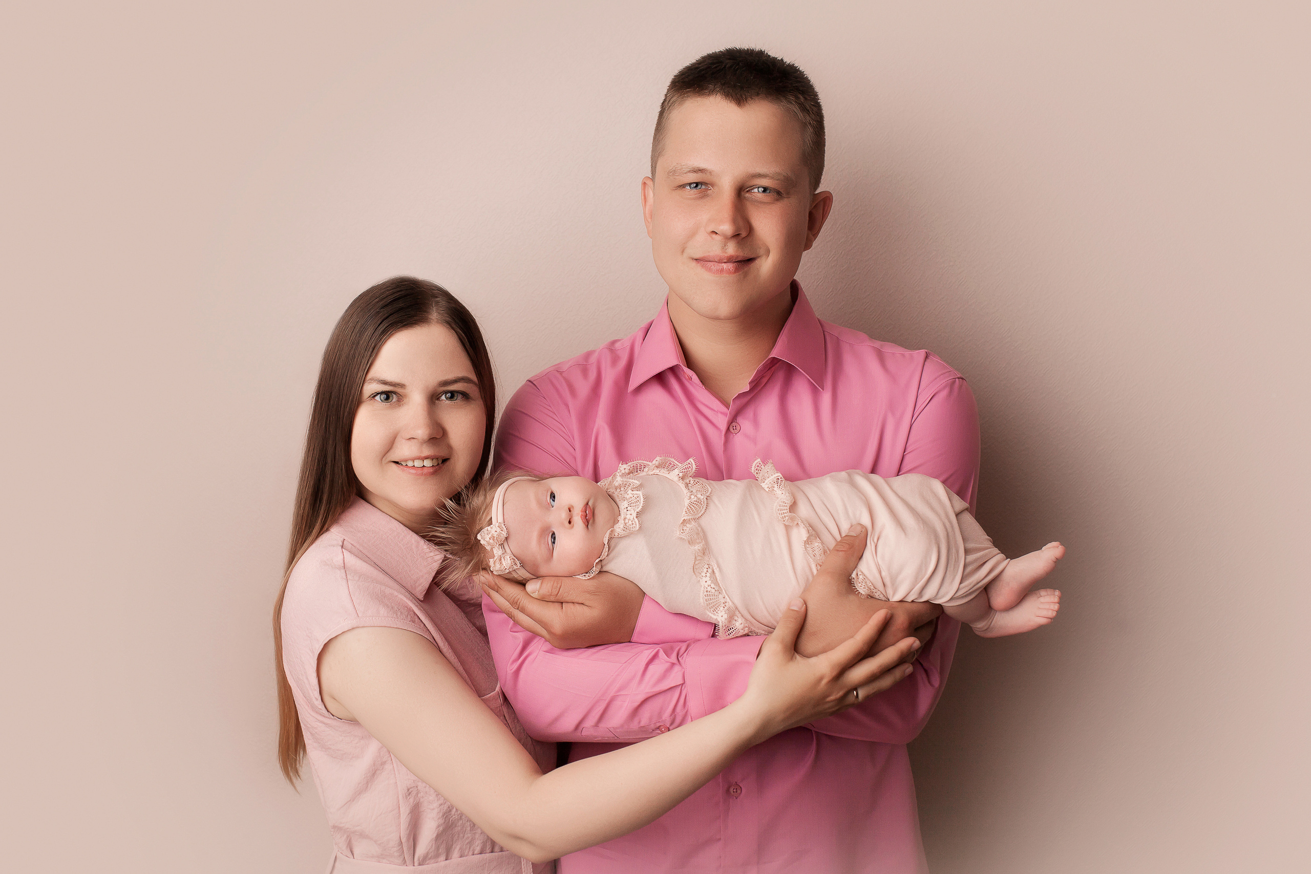 Дианочка, 1 месяц. Фотограф новорожденных в Новокузнецке Анна Горошникова