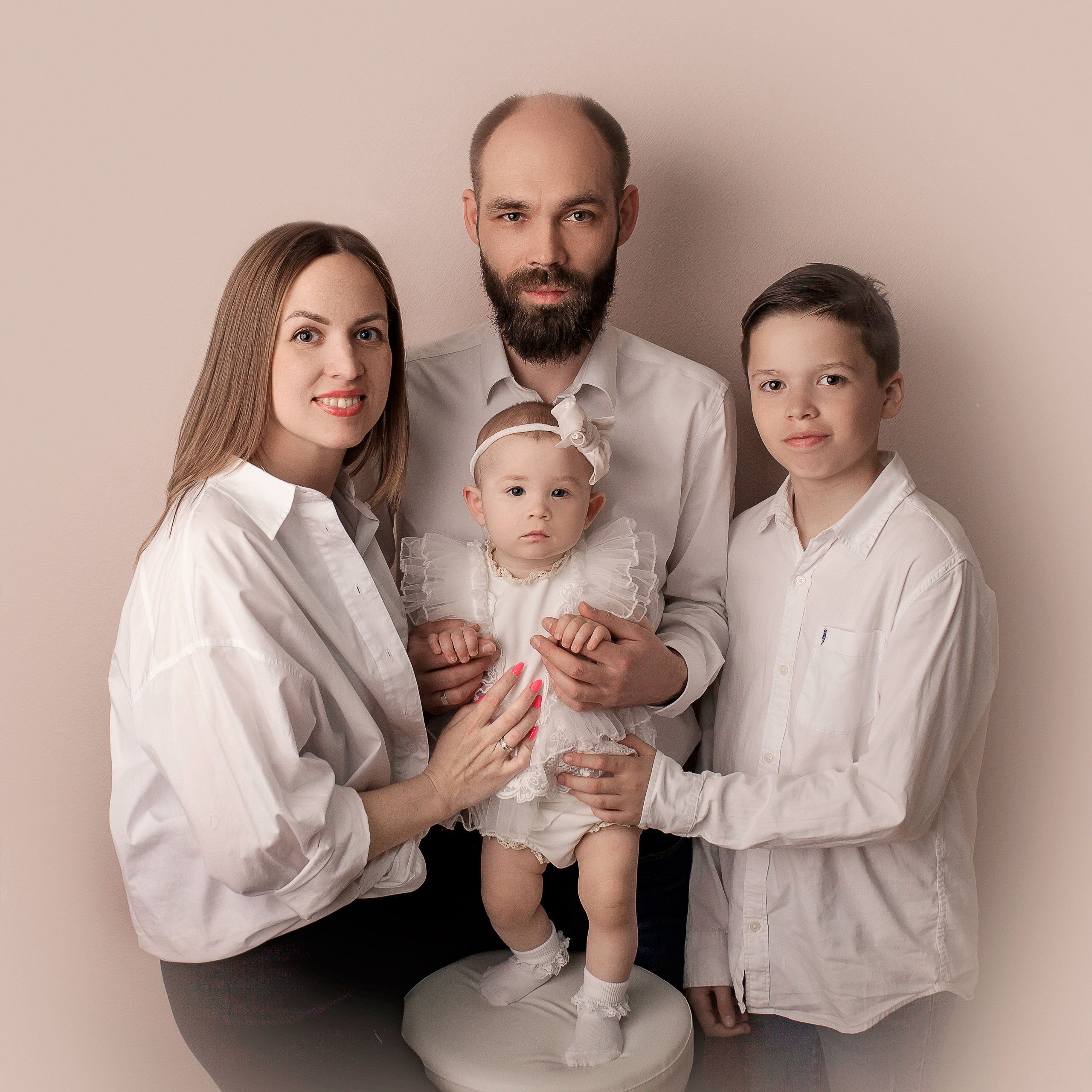 Виктория, 1 год. Фотограф новорожденных в Новокузнецке Анна Горошникова