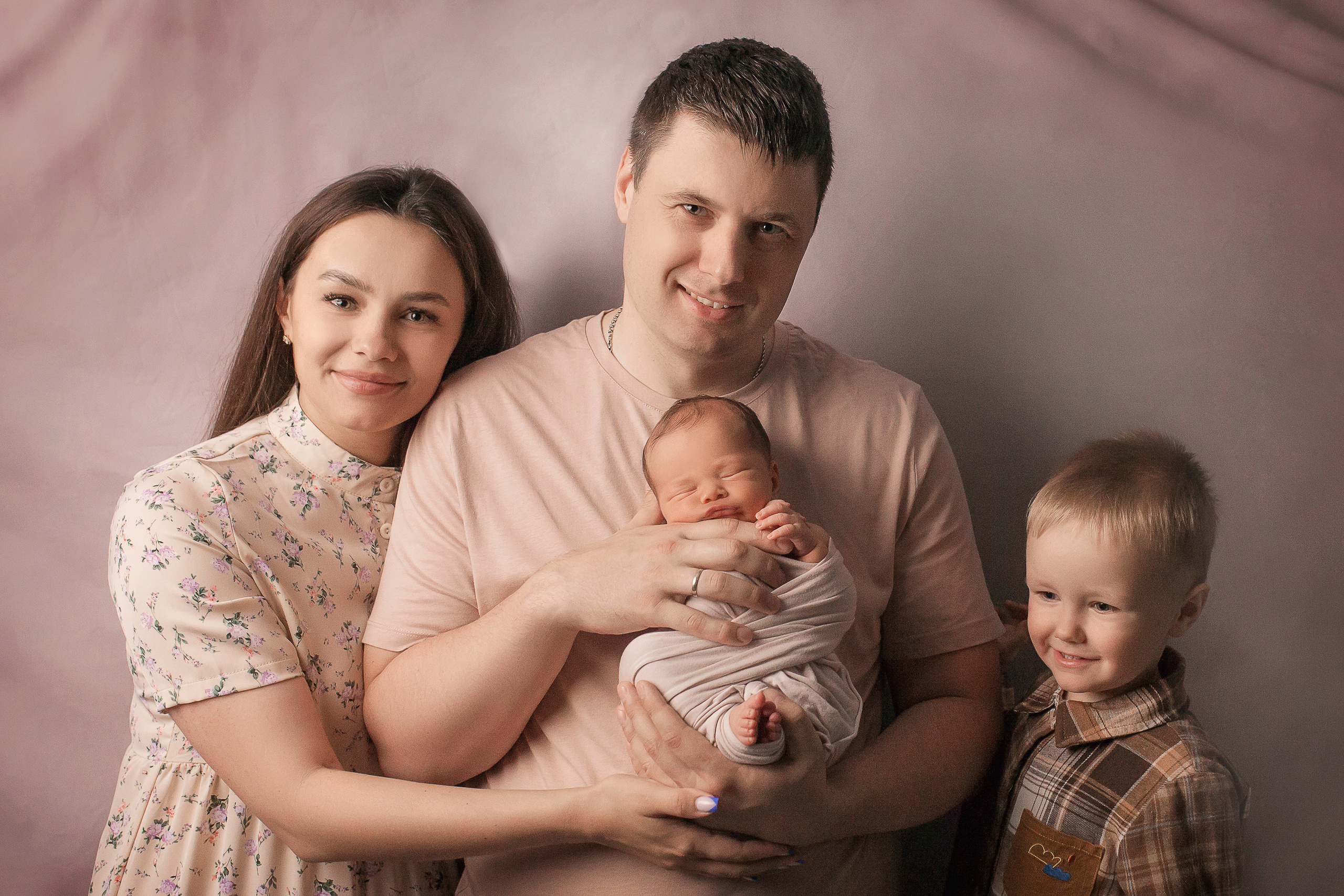 Марк, 7 дней. Фотограф новорожденных в Новокузнецке Анна Горошникова