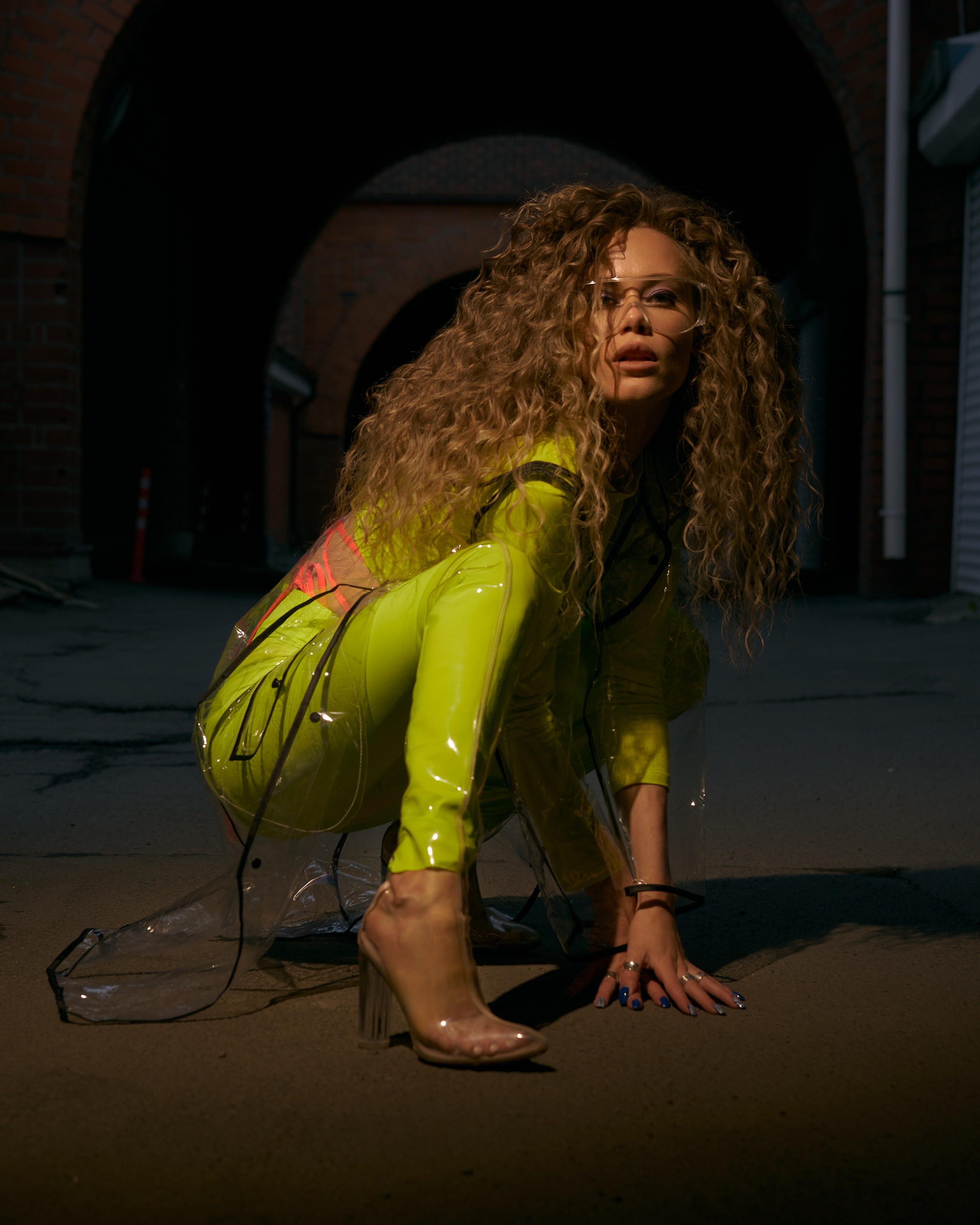 Импульсный свет на улице