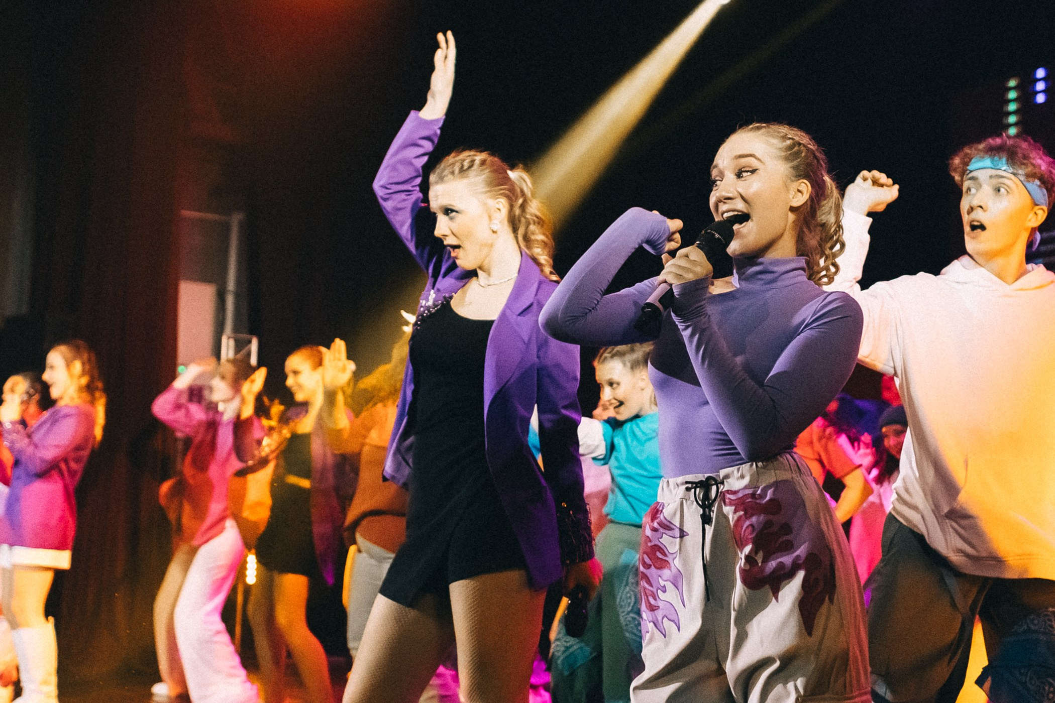 Студенческая весна 2024 — ИИиМО. Фотограф Кемерово | Сергей