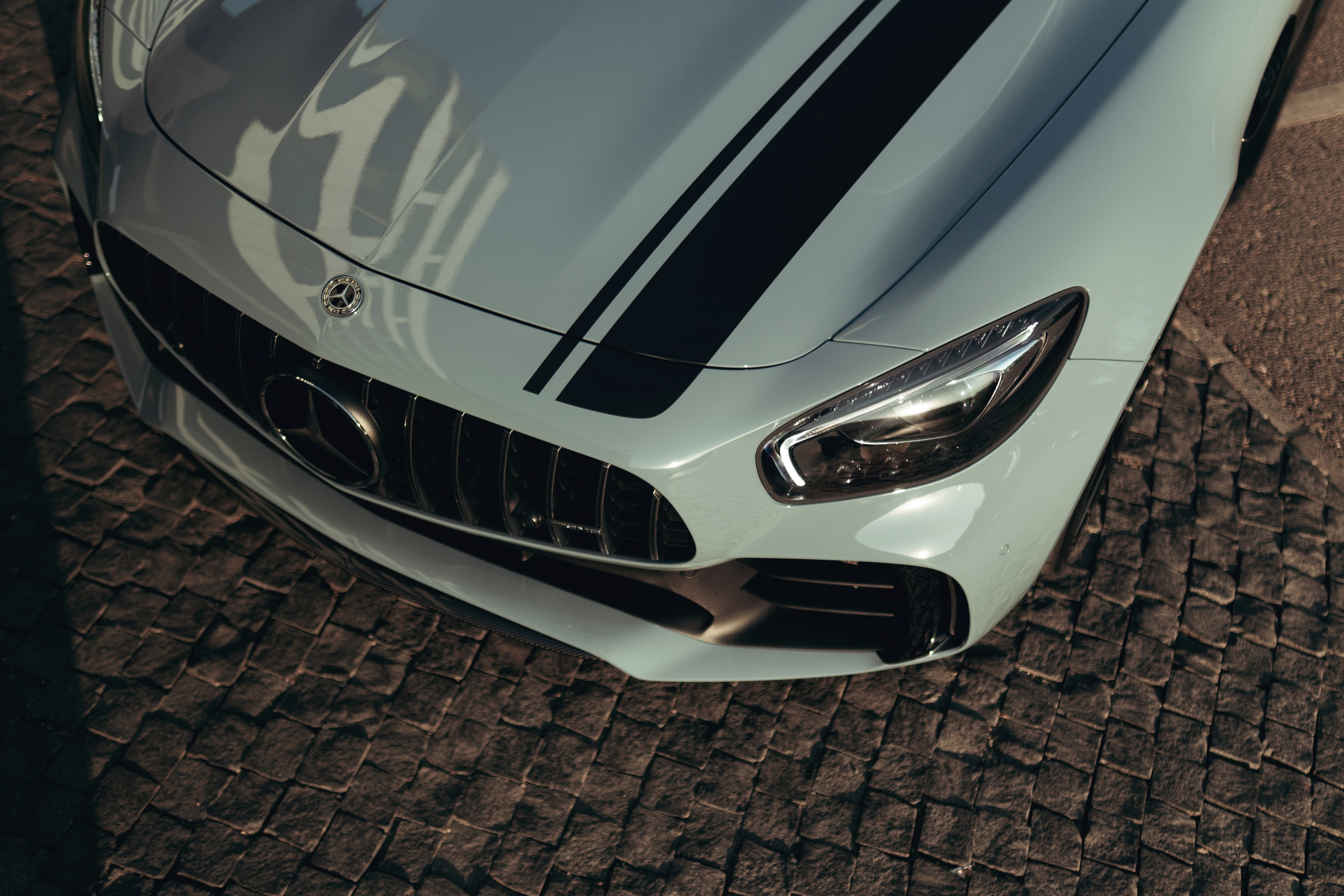 Фотографии Mercedes-AMG GTR