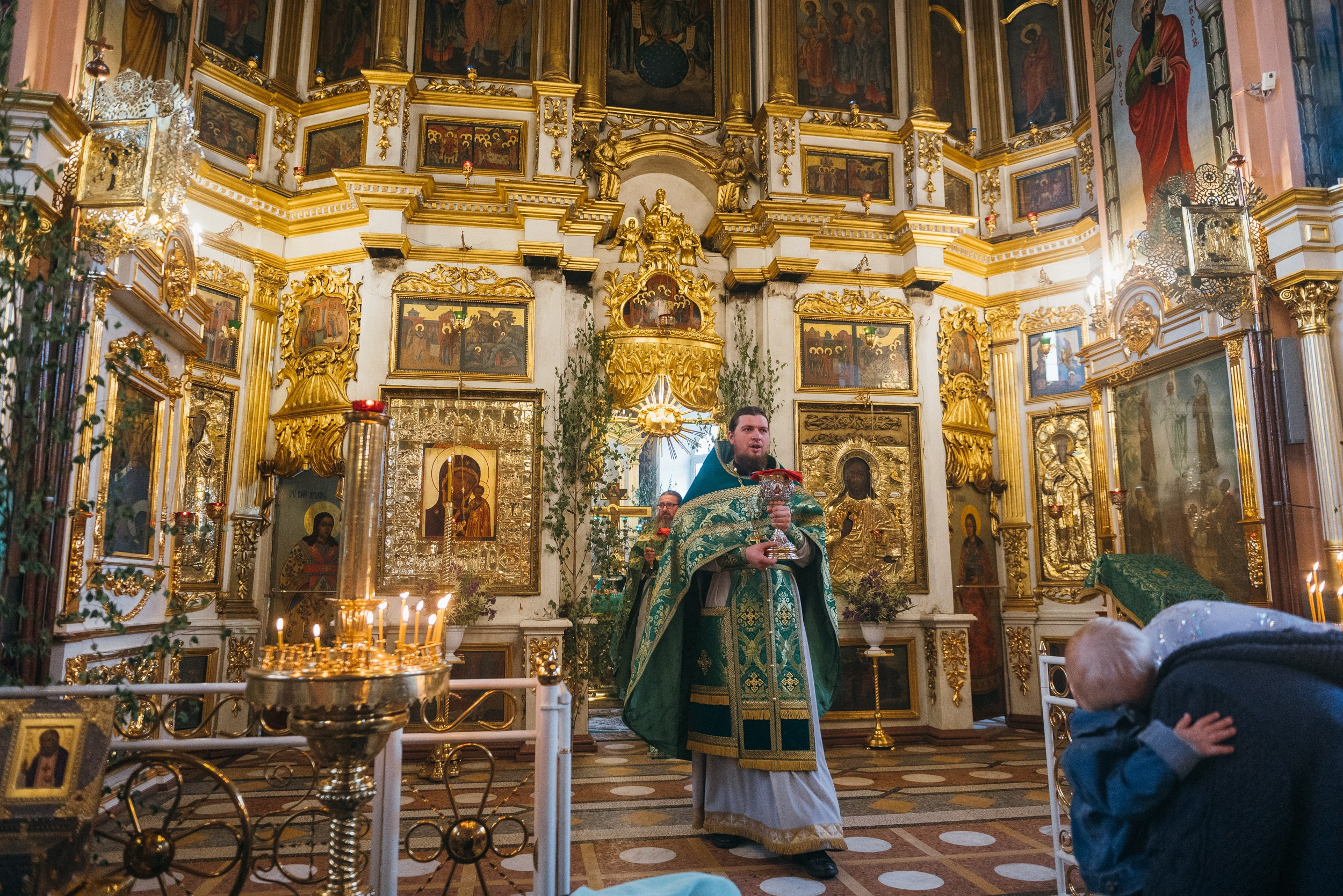Фоторепортаж литургии на праздник Троицы. Семейный фотограф на крещение, венчание в Иваново Галина Скурихина
