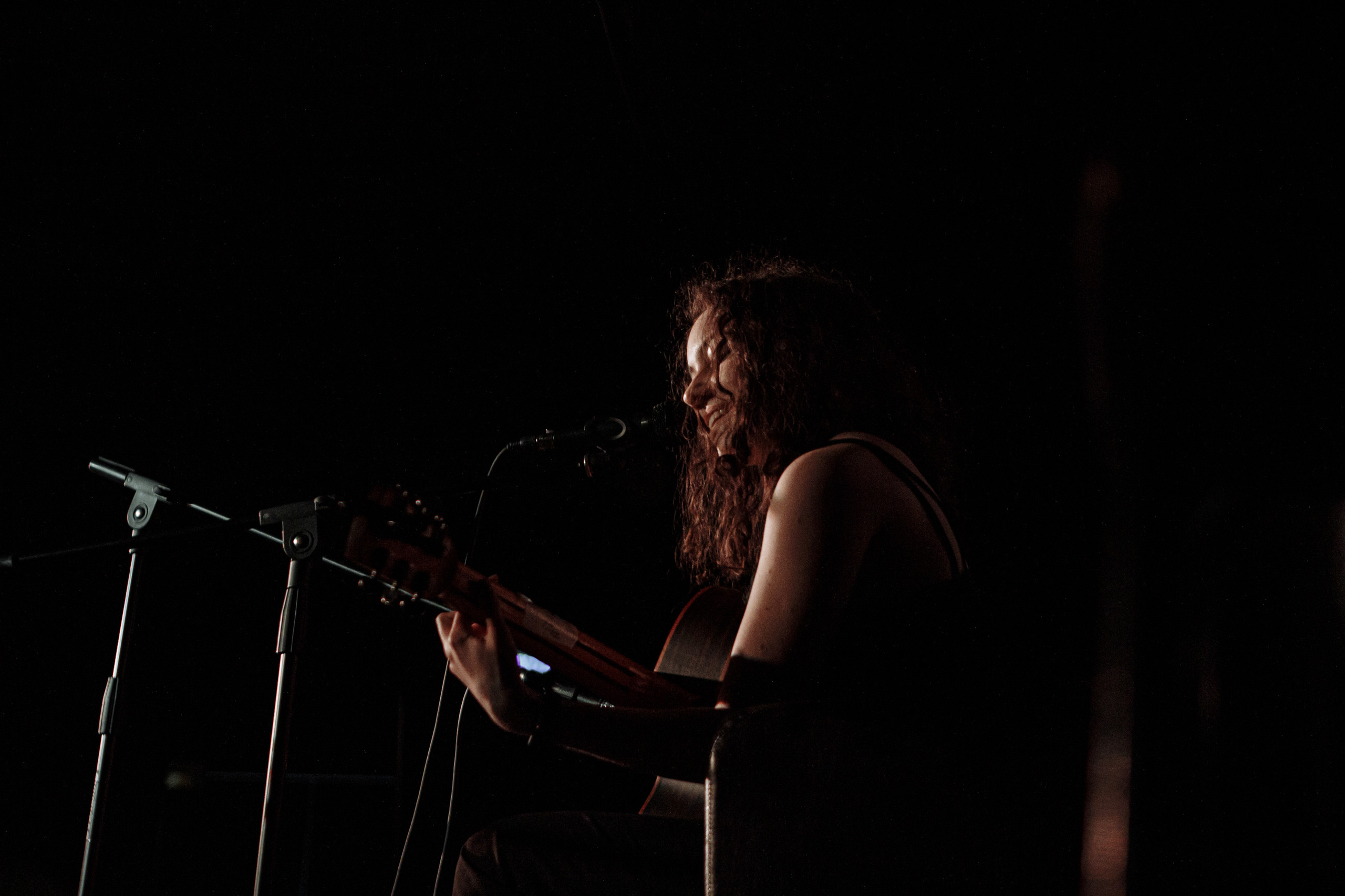 Акустический концерт в баре Blackwood. Фотограф Суботица и Нови Сад