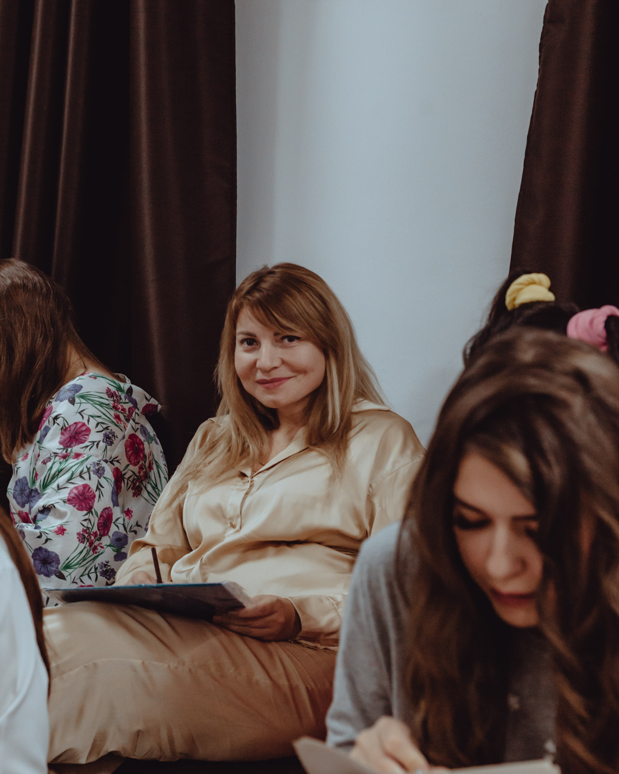 Женский новогодний корпоратив. Фотограф Старый Оскол Мавлыга Мария