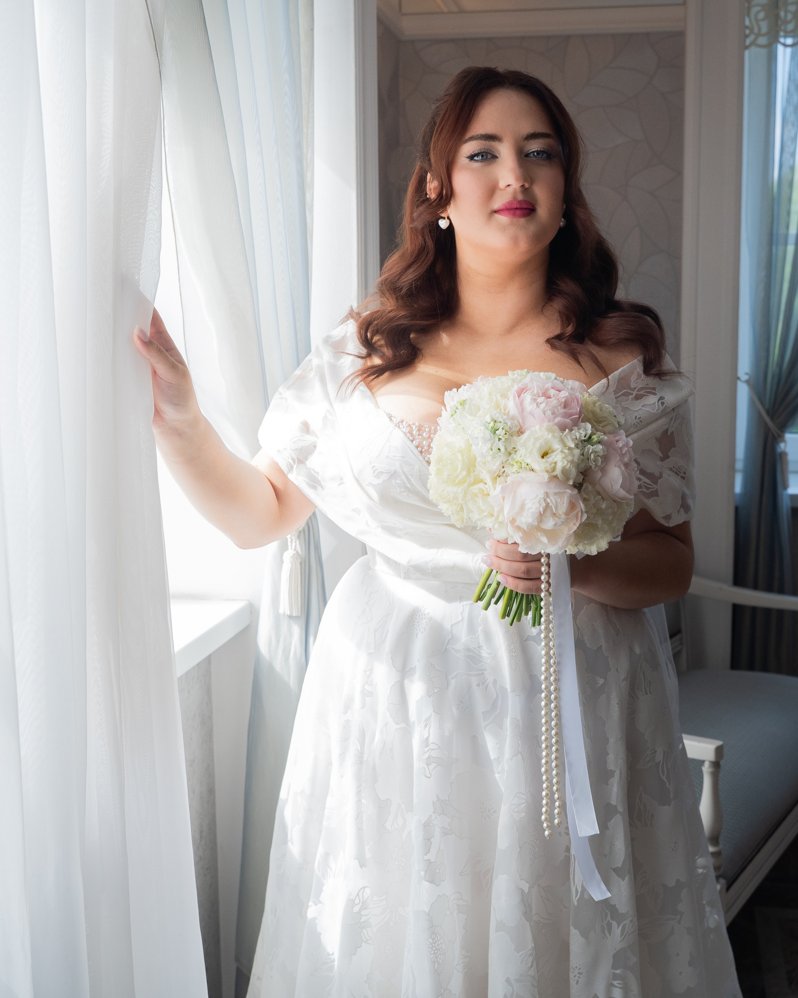 История в ЗАГСе Петергофа. Professional photoartist in St. Petersburg (wedding, reportage, portrait, model book, love story) Alexander Shvedov