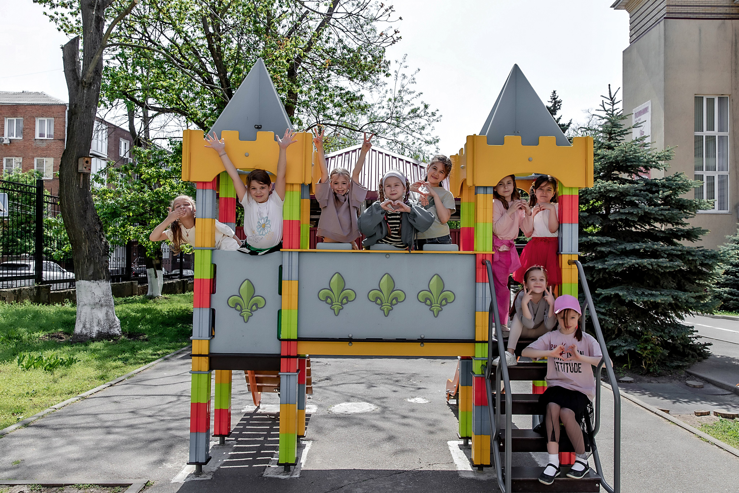 Выпускные (школьные) альбомы (книги) в Ростове-на-Дону. Современные Выпускные Альбомы в Ростове-на-Дону