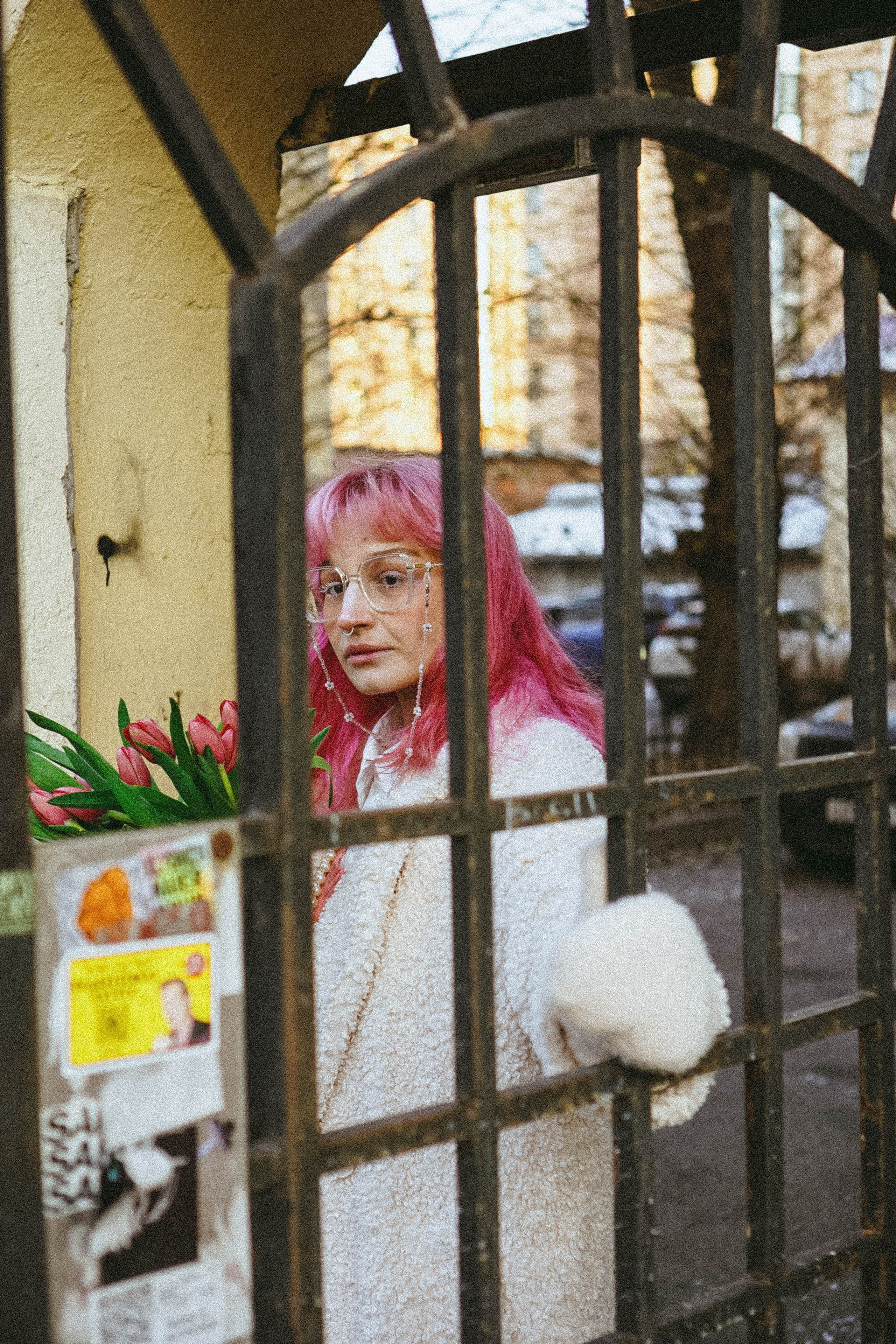 Прогулочная фотосессия с тюльпанами. Профессиональный фотограф, Санкт-Петербург — Виктория Богомолова