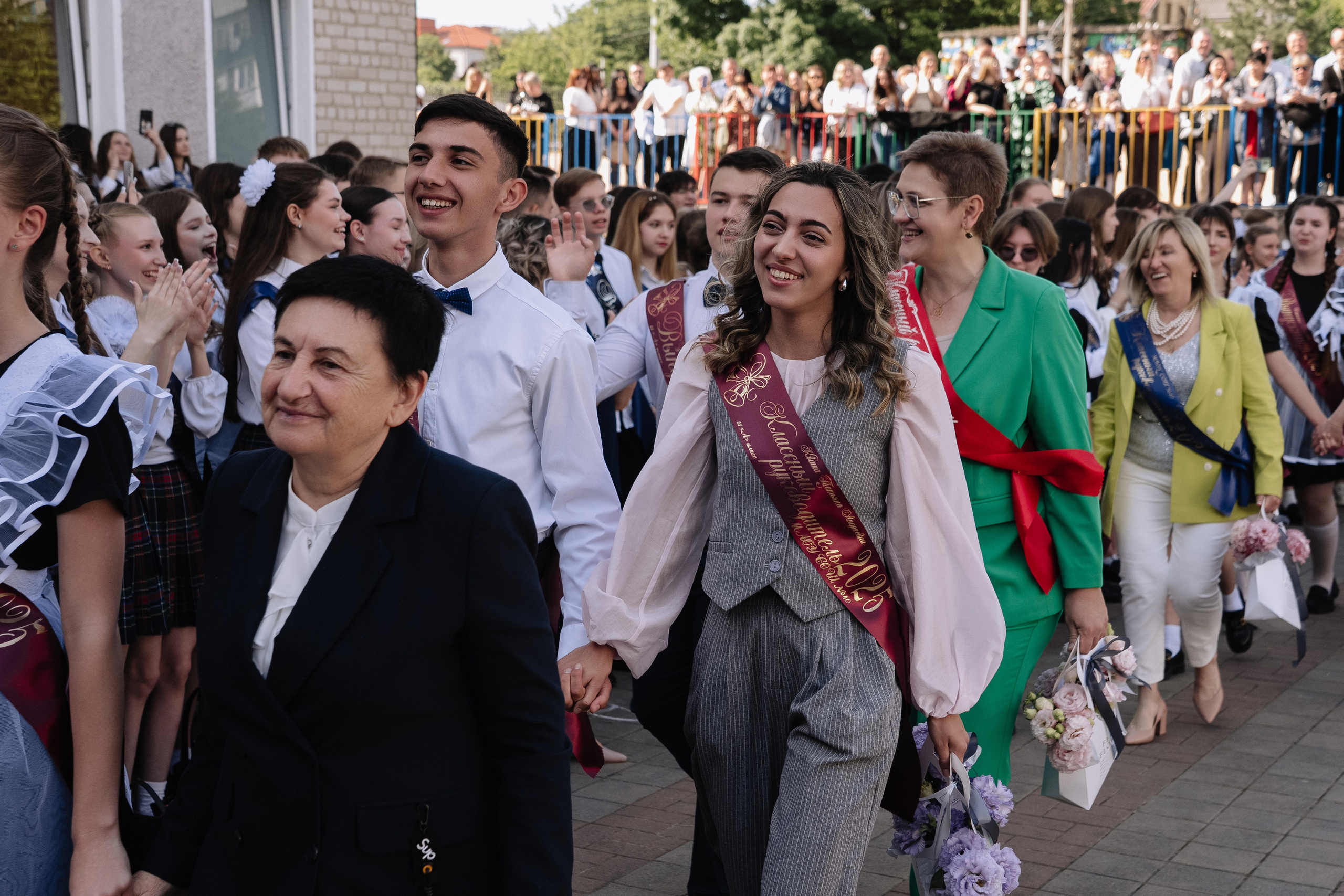 11 класс 40 школа. Выпускные альбомы Натальи Бутко: Новороссийск, Анапа, Геленджик