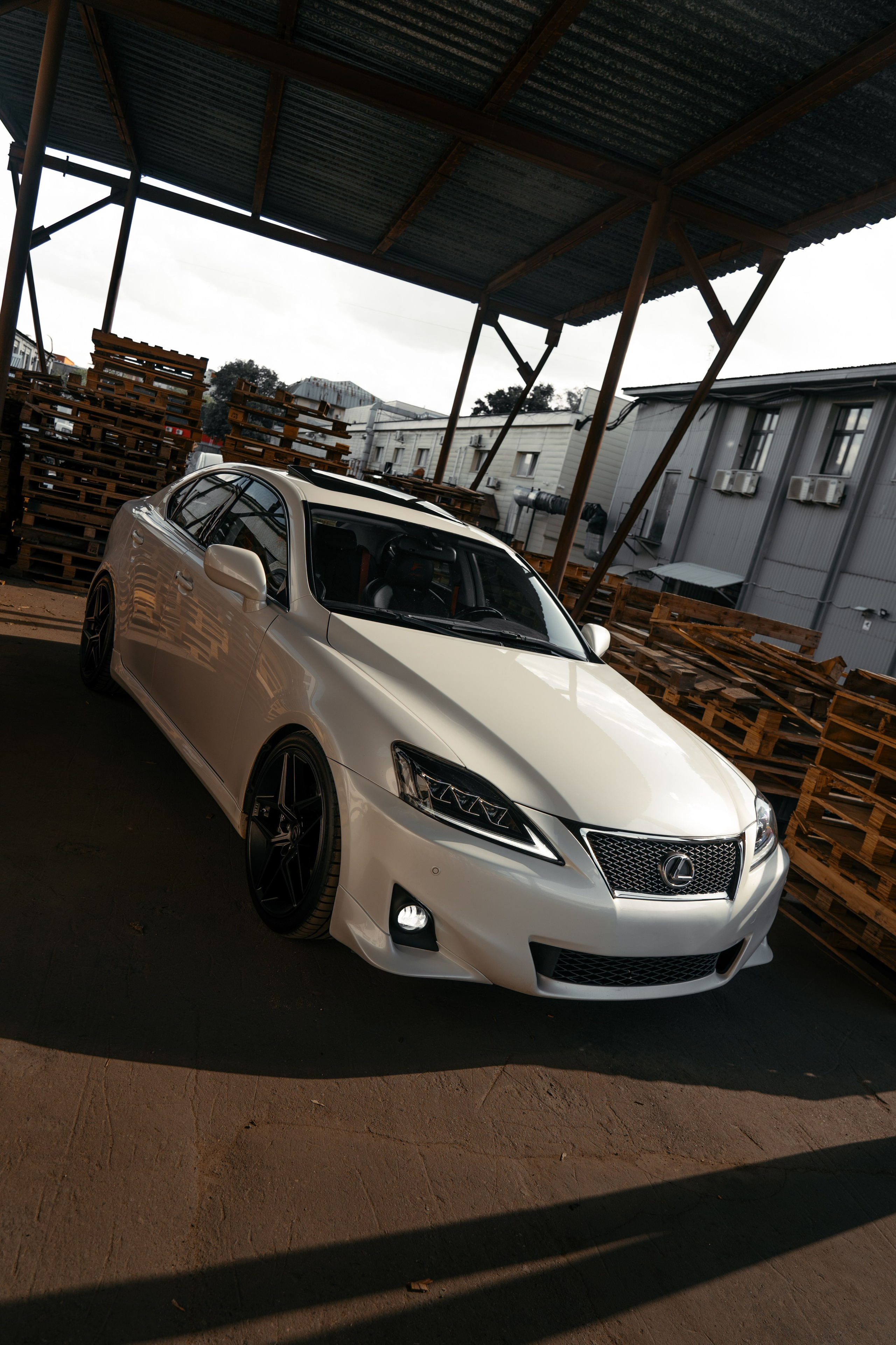 Lexus is250 sd_mov. DeLorein