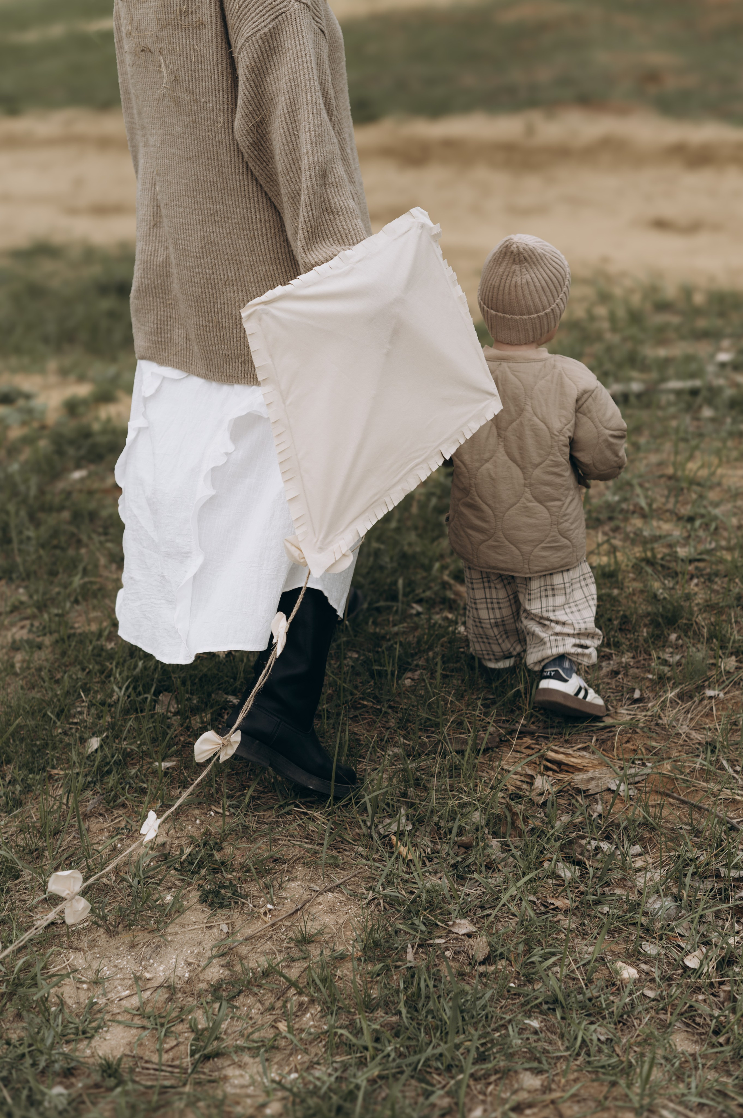 Прогулка с воздушным змеем. Семейный фотограф Воронеж Евгения Богданова