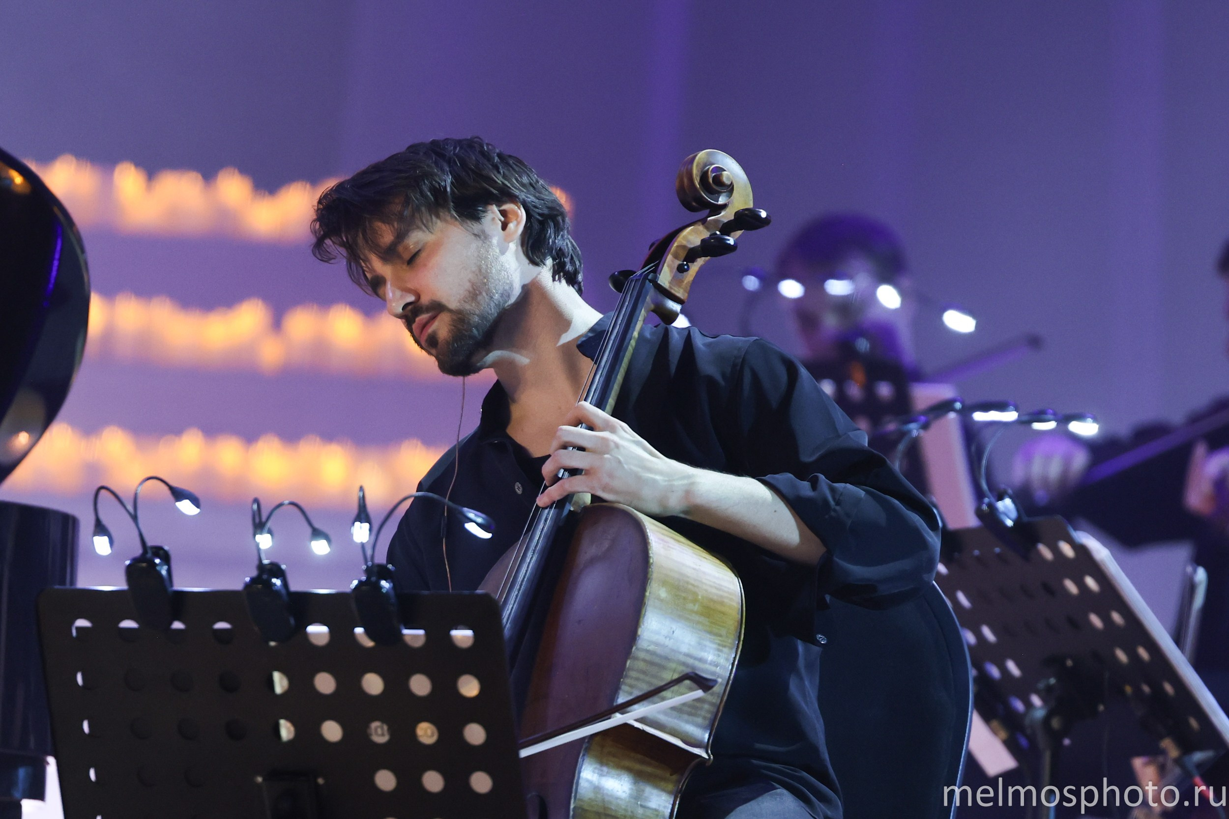 Experience I Imperial Orchestra «Шоу саундреков.Людовико Эйнауди.». Reportage, architectural, fine art photographer Lena Melnikova in Moscow