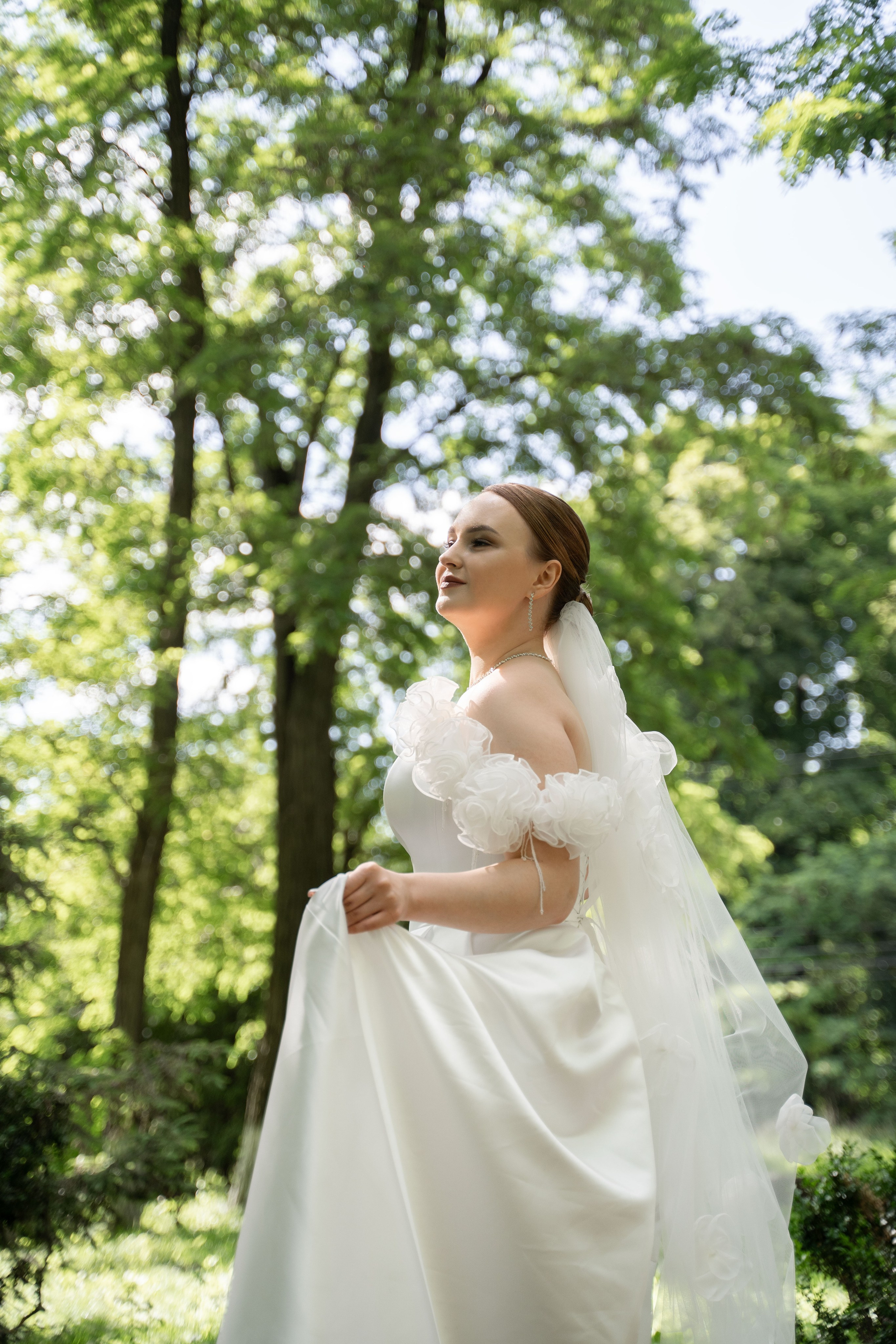 Арина и Даниил (г. Курск, Роща невест). Фотограф Вера Зверуго в Орле