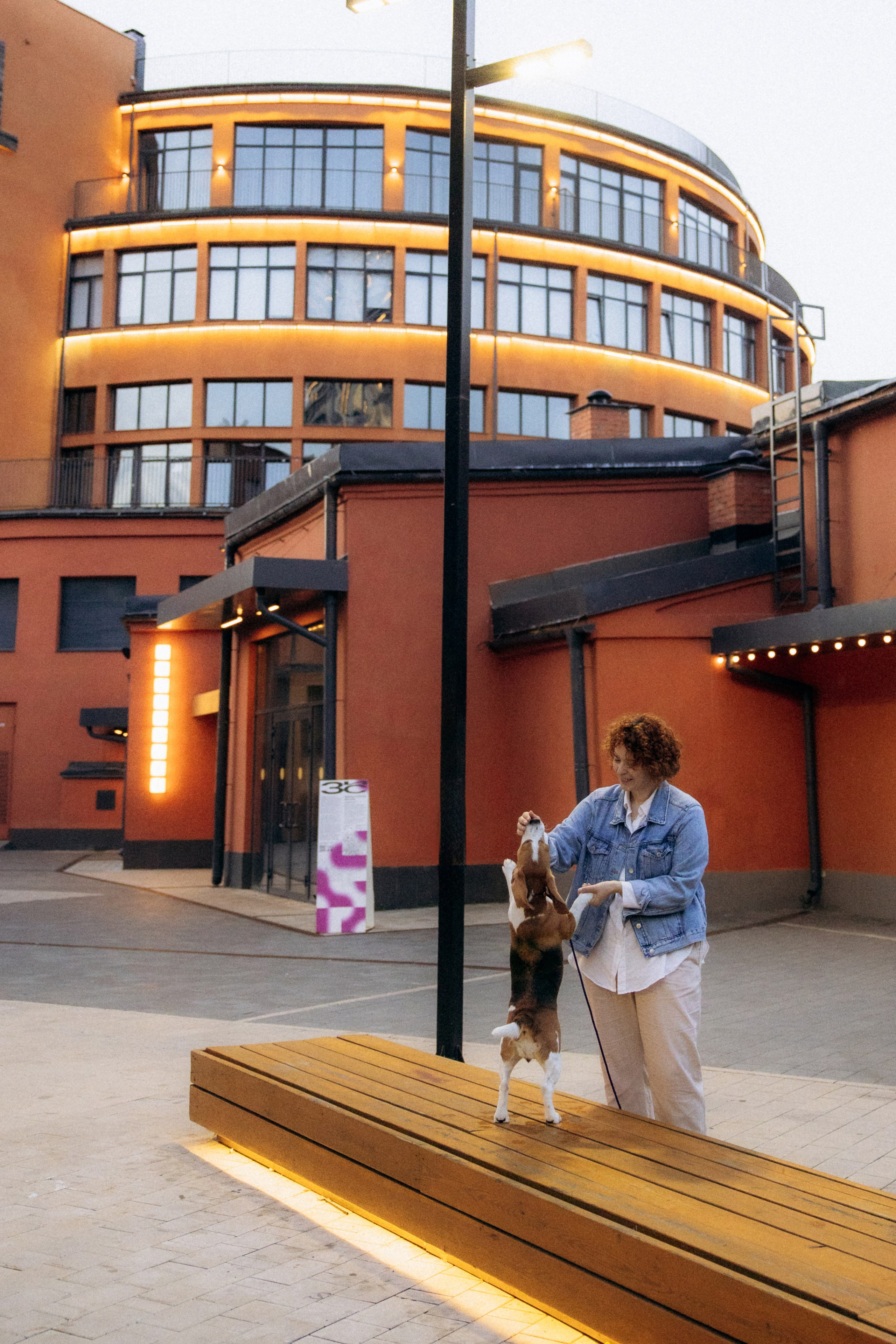 Анна и Рэна. Рассвет в Москве. Фотограф анималист в Казани Алина Сулейманова. Фотограф животных