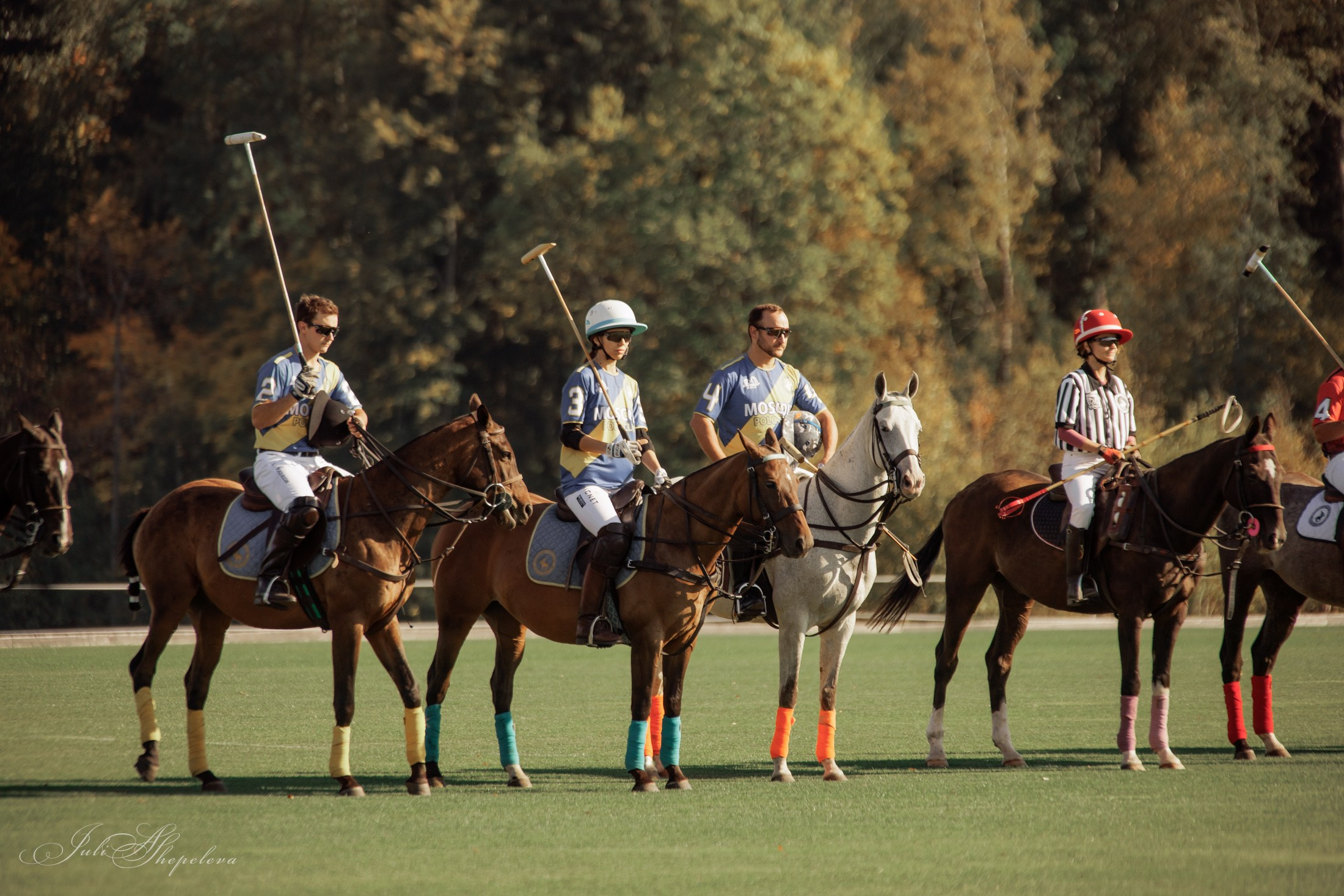 Осенний кубок по конному поло. Детская Конная фотография в Москве Юлия Шепелева