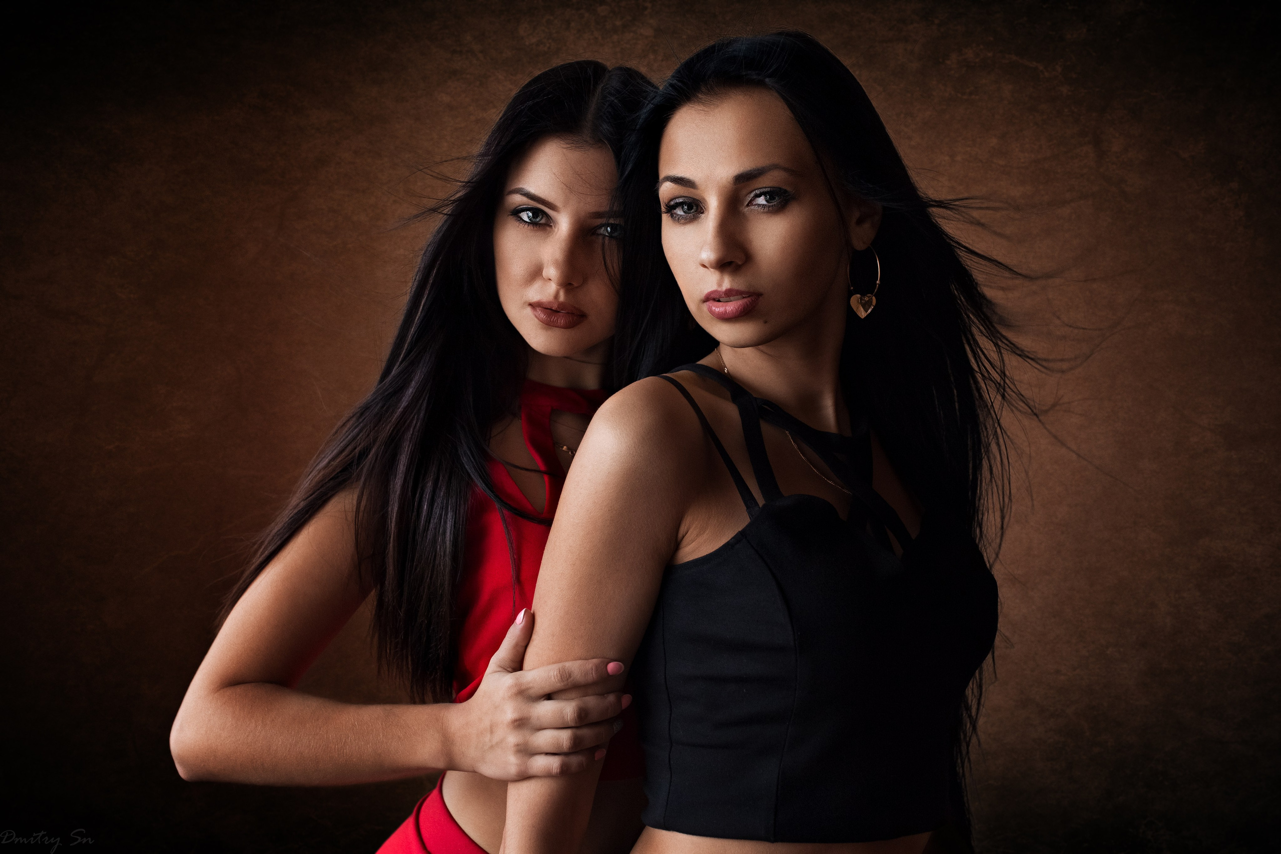 Зимняя фотосъемка в парке и портреты у окна с Викторией и Кристиной в формате для «себя»