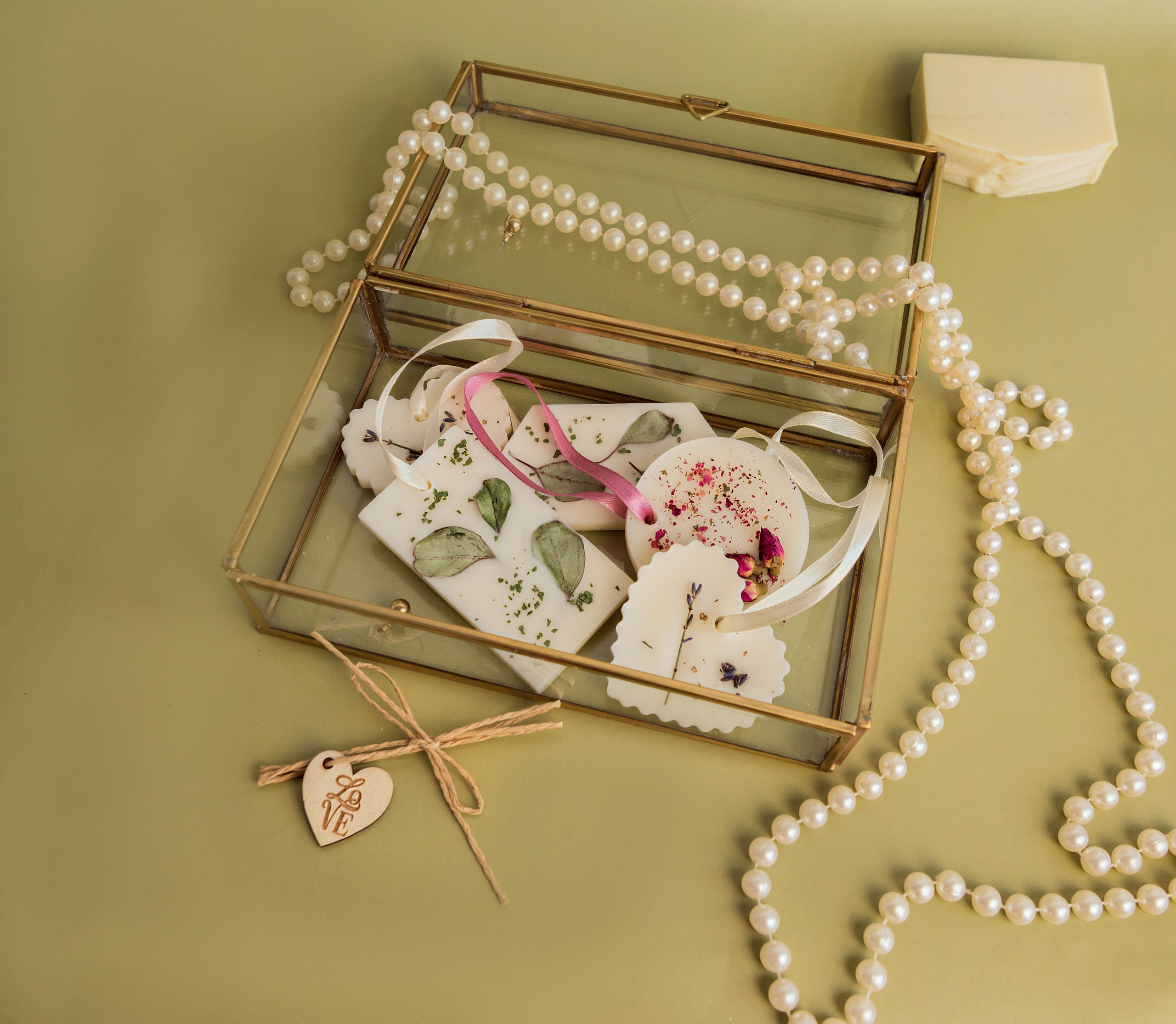 Контент для мастера по мыловарению. КОНТЕНТ/ЖЕНСКИЙ ФОТОГРАФ МЕДВЕДЕВА НАТАЛЬЯ