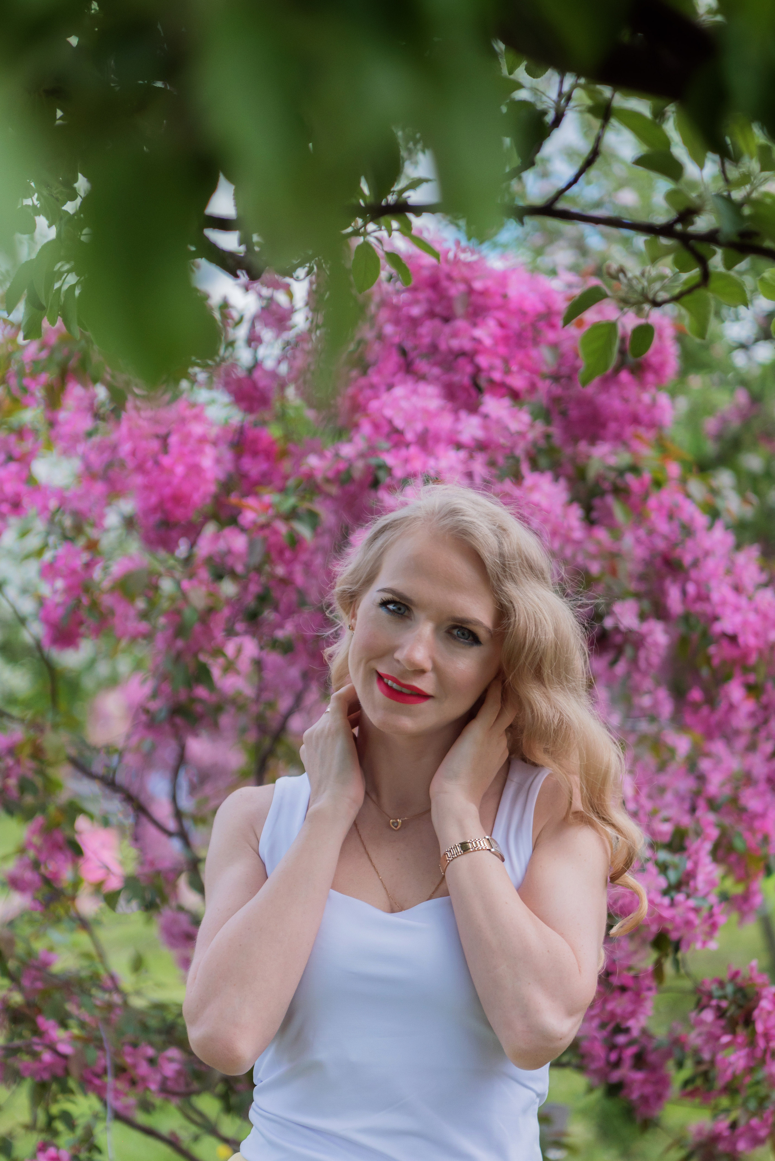 Фотопрогулка в цветении с прекрасной Татьяной. КОНТЕНТ/ЖЕНСКИЙ ФОТОГРАФ МЕДВЕДЕВА НАТАЛЬЯ