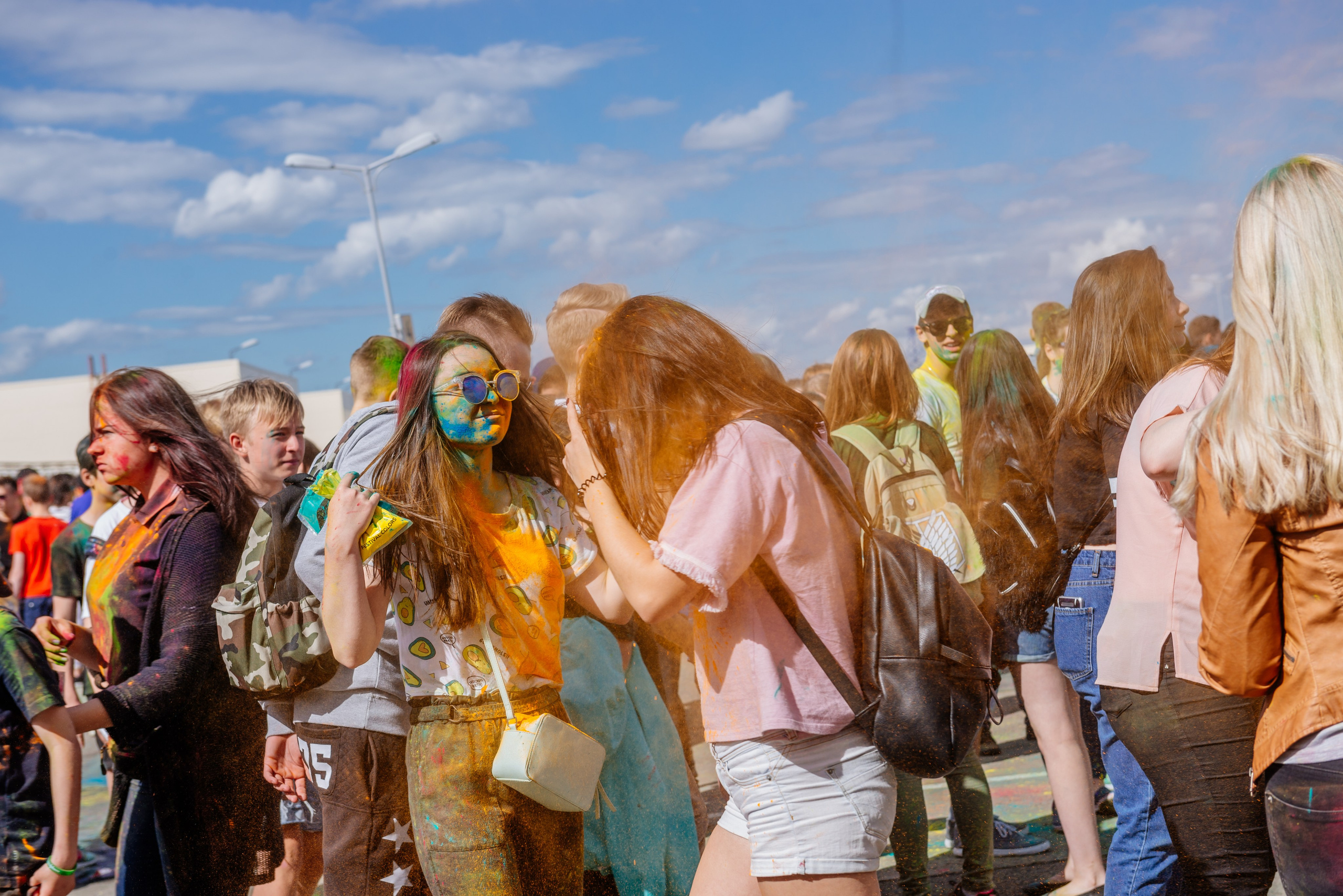 Фестиваль красок Holi. Москва, МО. Фотограф LANA STIL. Семейный, репортажный фотограф, студия. Женский, мужской портрет. Фотографирую территориально в г. Королев, Москва, МО