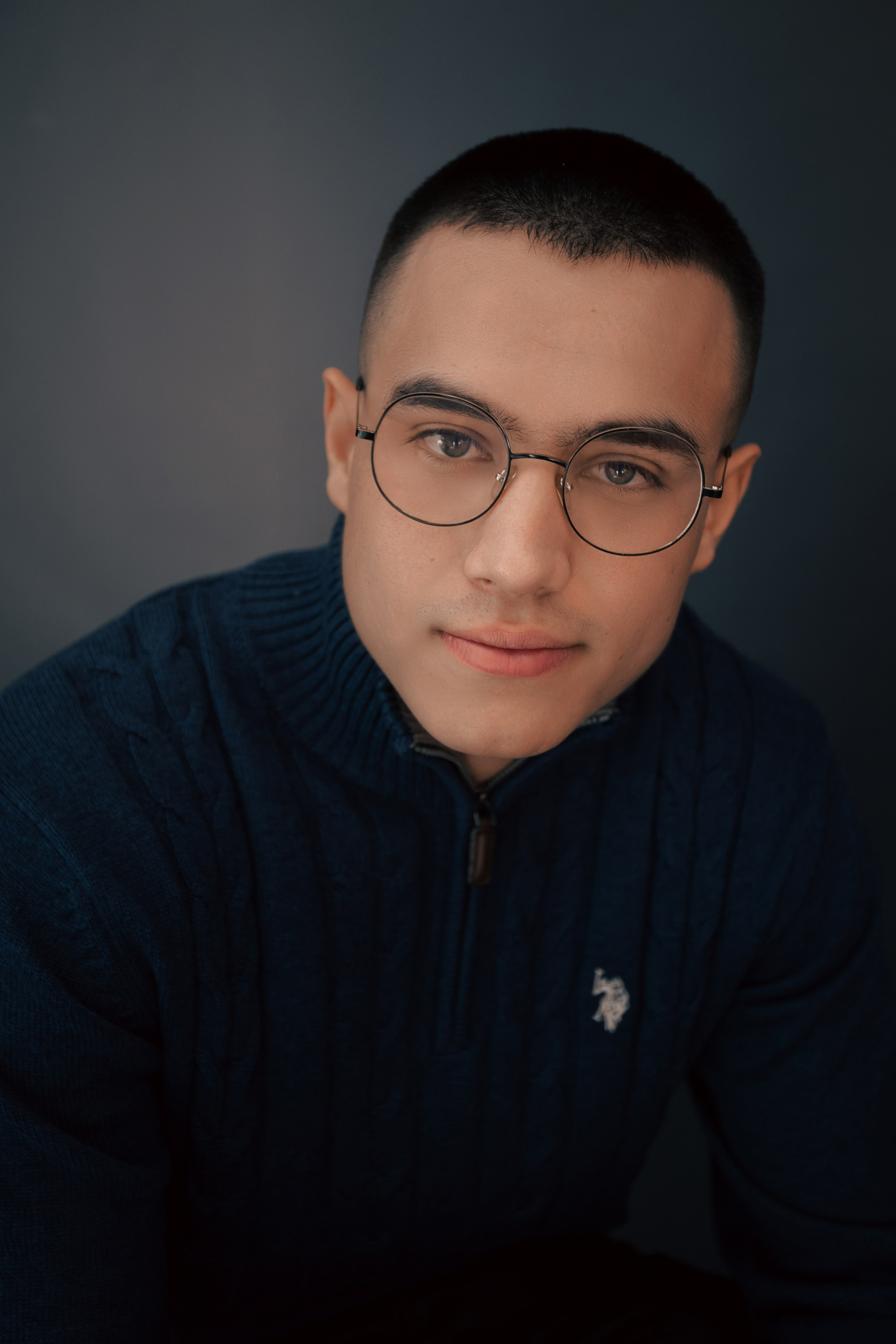 Fernando. Фотограф Julia Milton | Портреты, съемки для маркетплейсов, лавстори, съёмка беременности в Санкт-Петербурге. Обучение фотографии в Спб очно