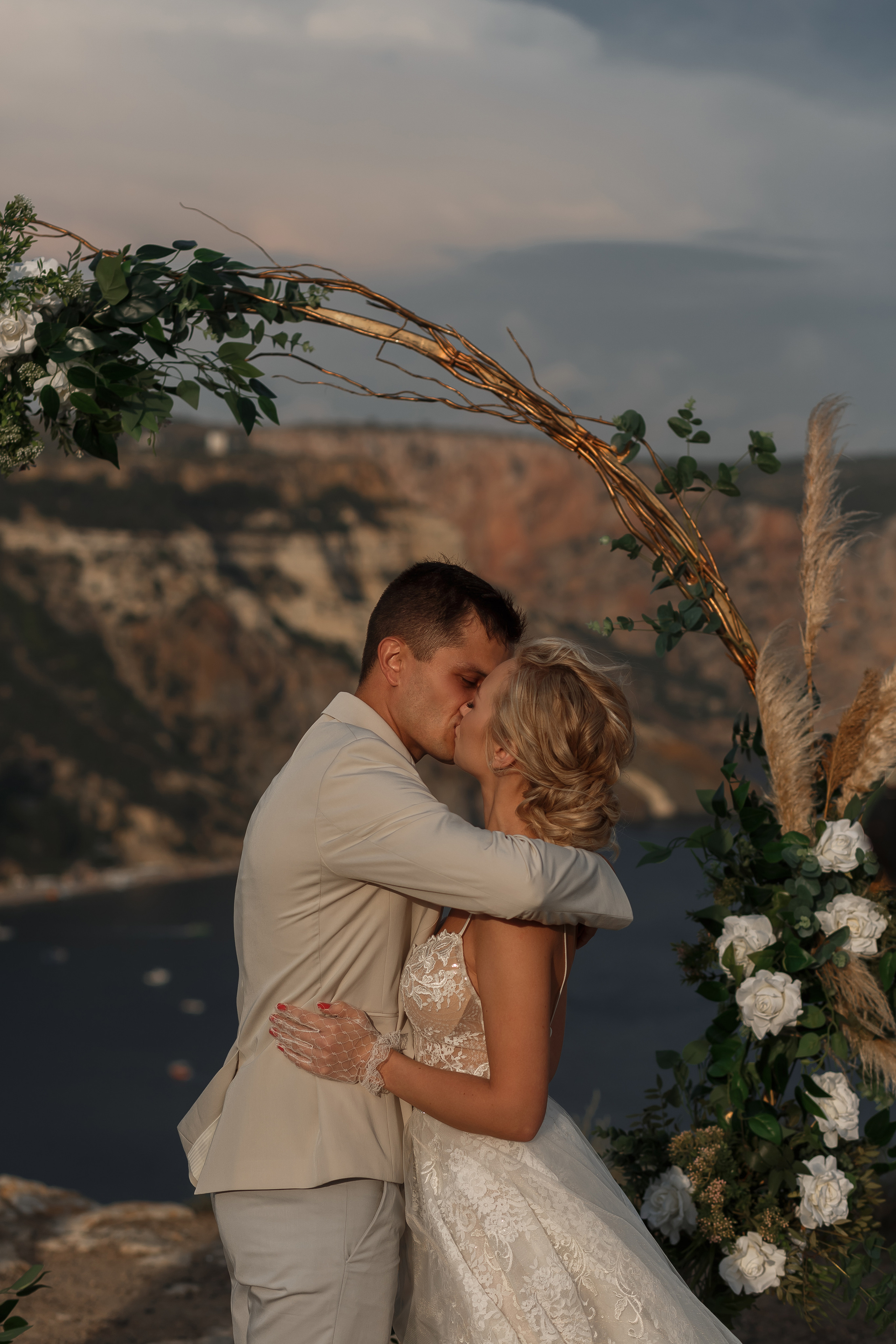 Свадьба для двоих полный день. Свадебный и семейный фотограф в Крыму и Севастополе Дарья Королева