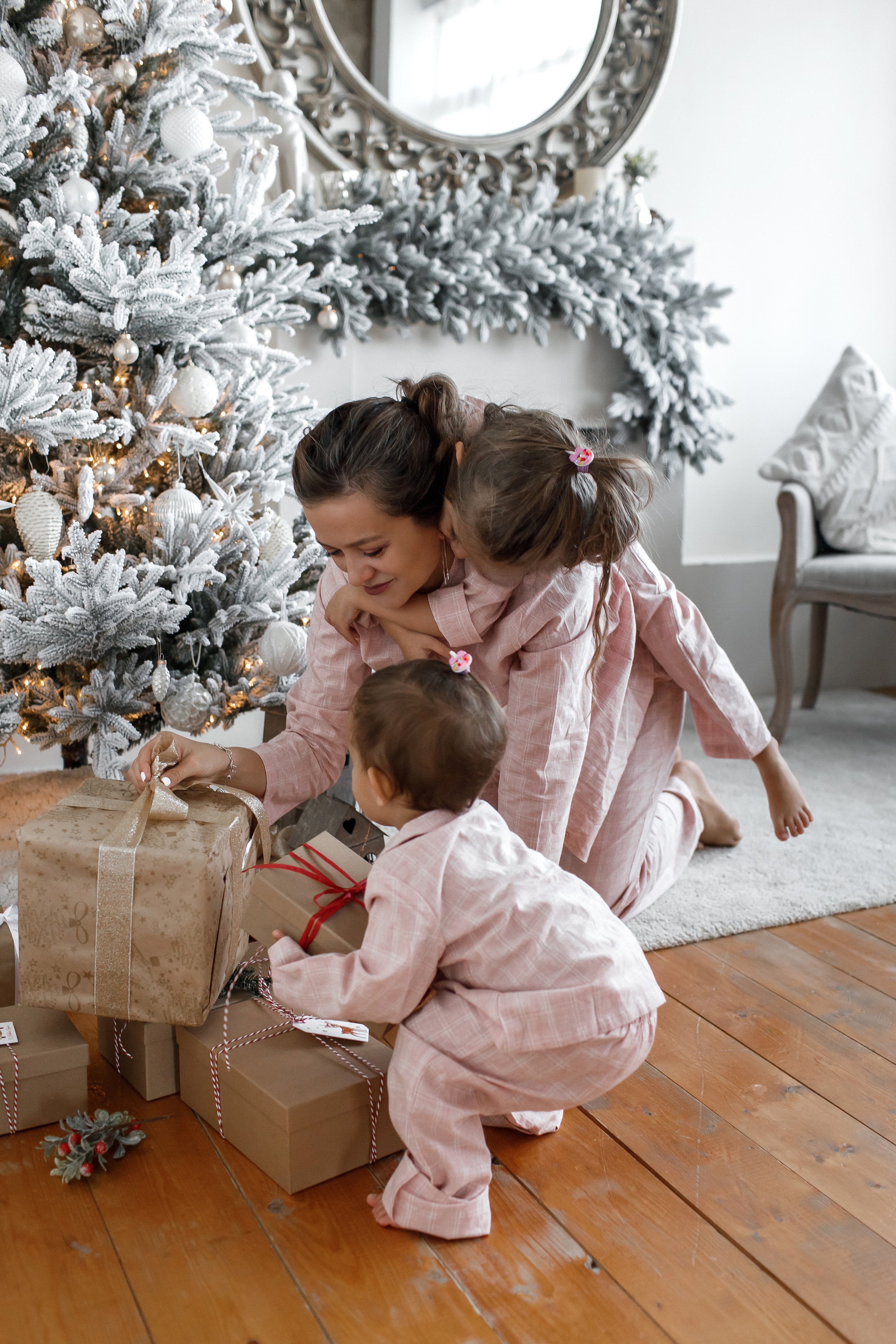 Новогодняя студийная съёмка. Свадебный и семейный фотограф в Крыму и Севастополе Дарья Королева