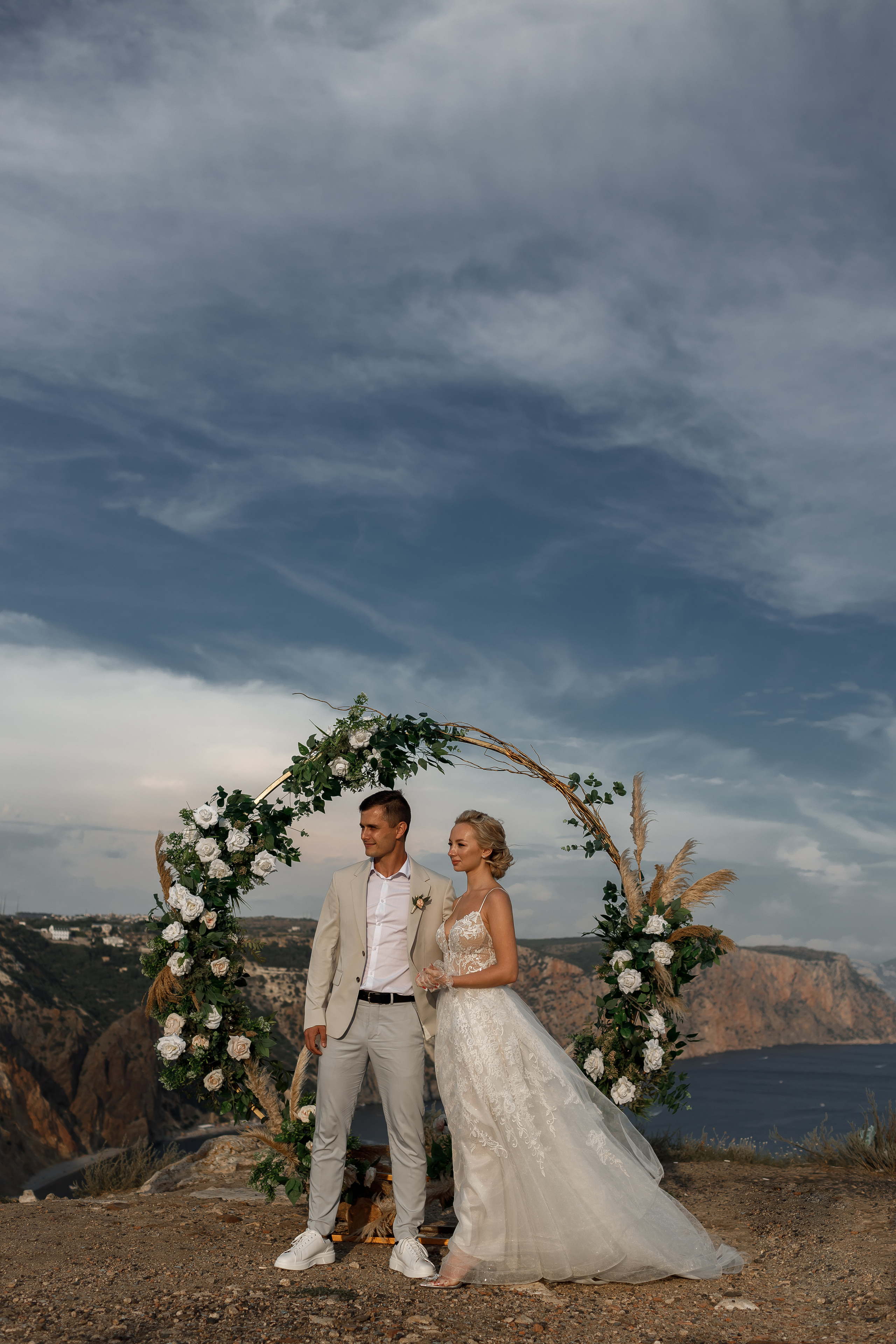 Свадьба для двоих полный день. Свадебный и семейный фотограф в Крыму и Севастополе Дарья Королева