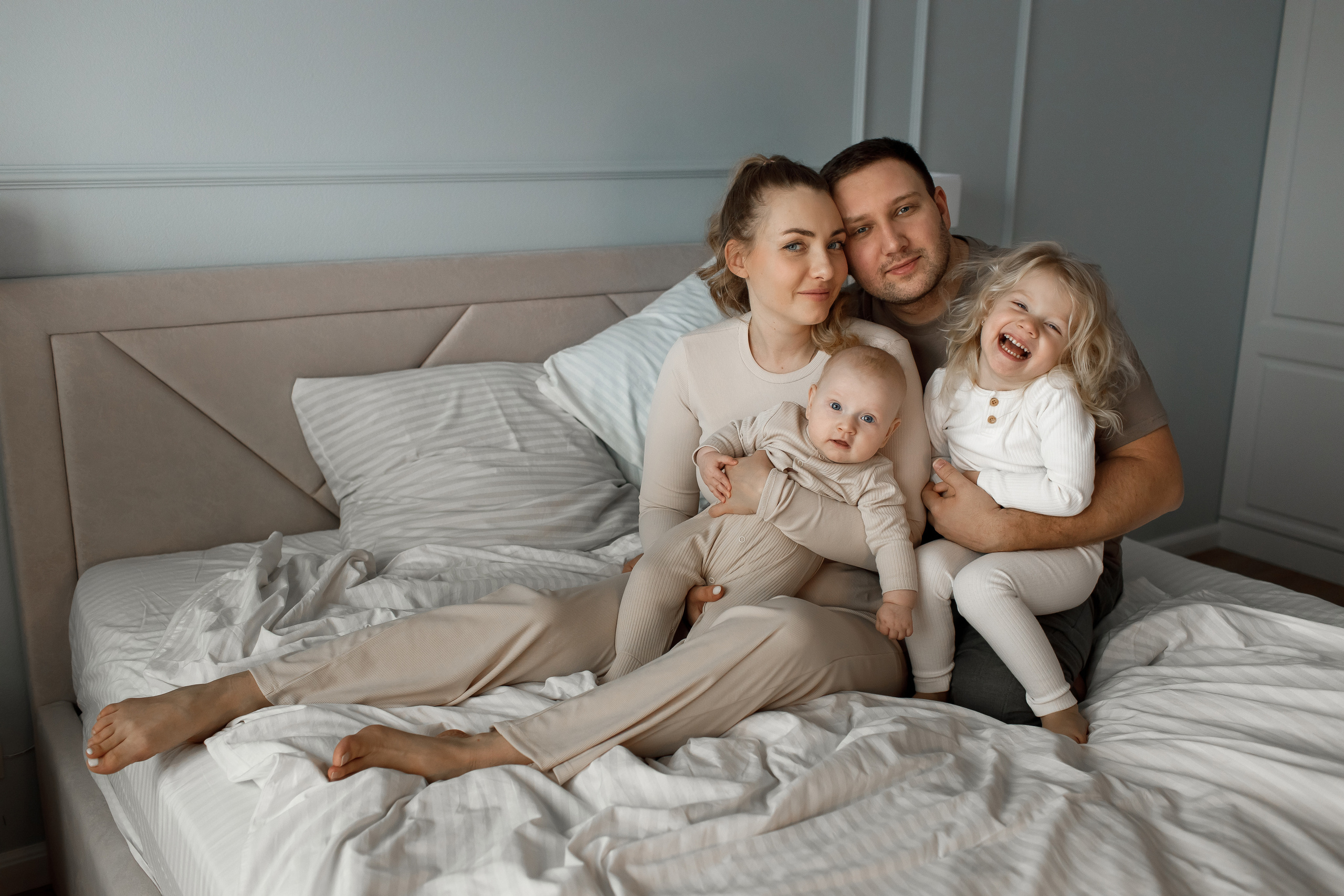 Ева, Маша и родители. Свадебный и семейный фотограф в Крыму и Севастополе Дарья Королева