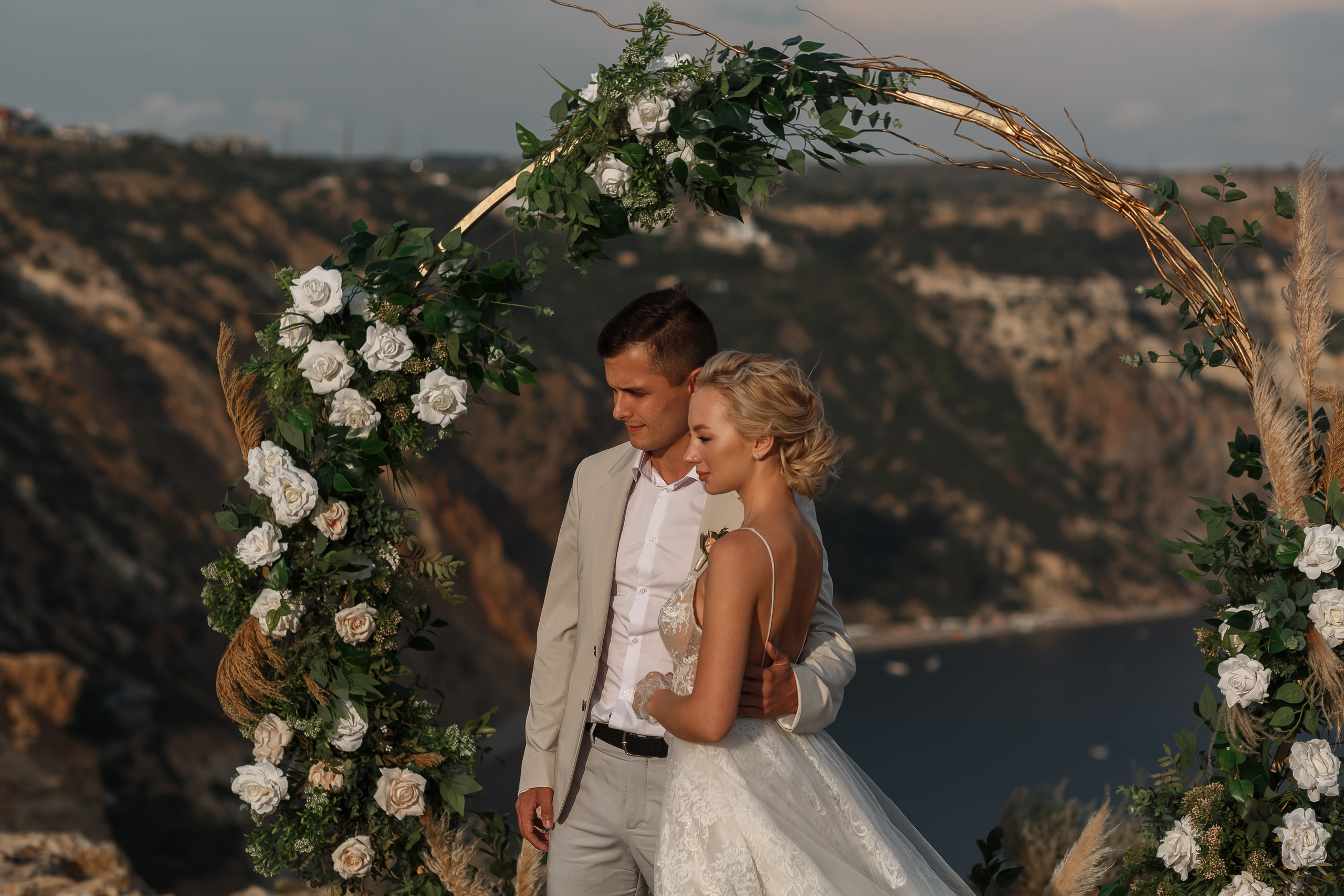 Свадьба для двоих полный день. Свадебный и семейный фотограф в Крыму и Севастополе Дарья Королева