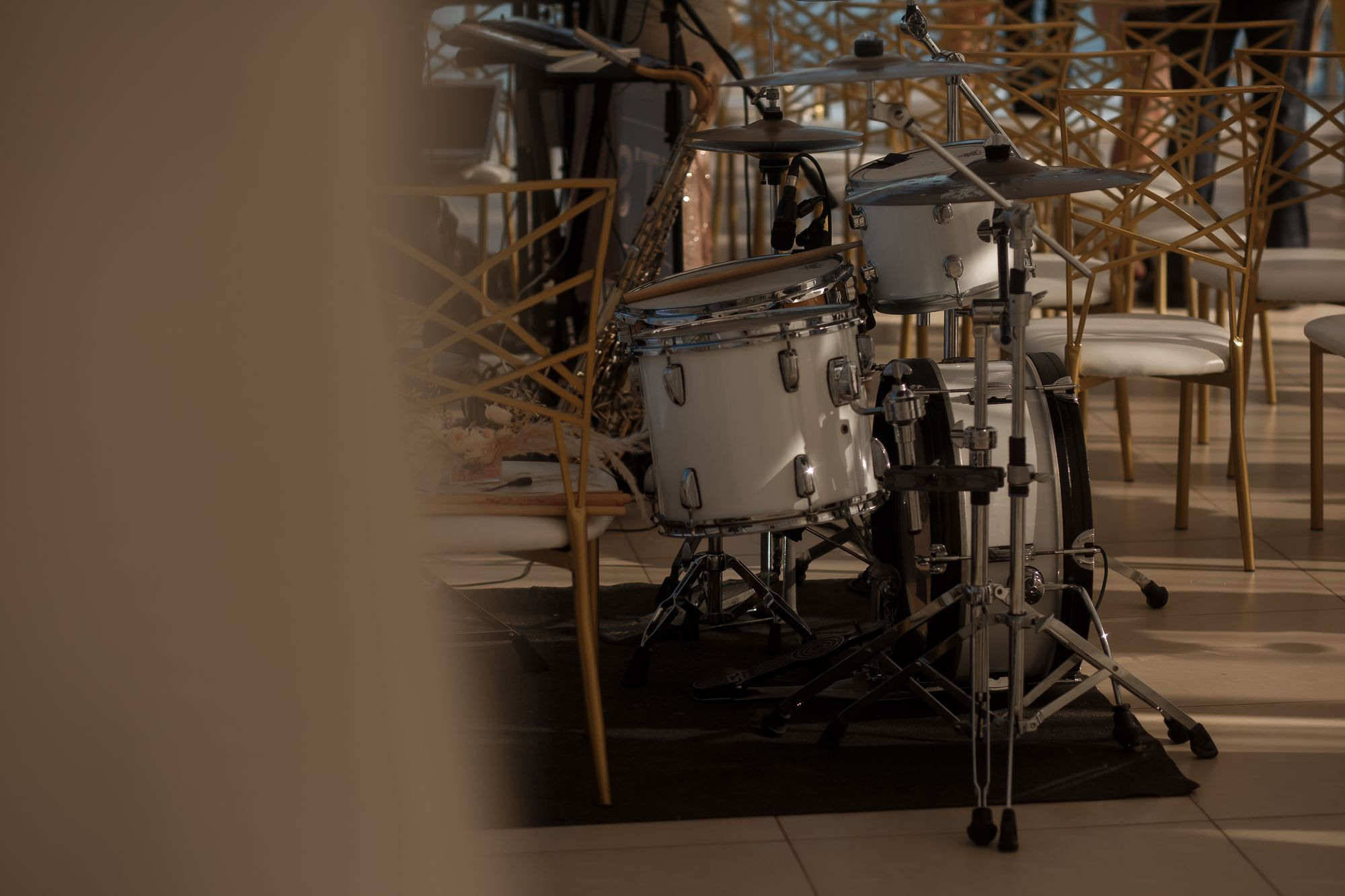 Свадебная прогулка в лесу. Свадебный и семейный фотограф в Крыму и Севастополе Дарья Королева