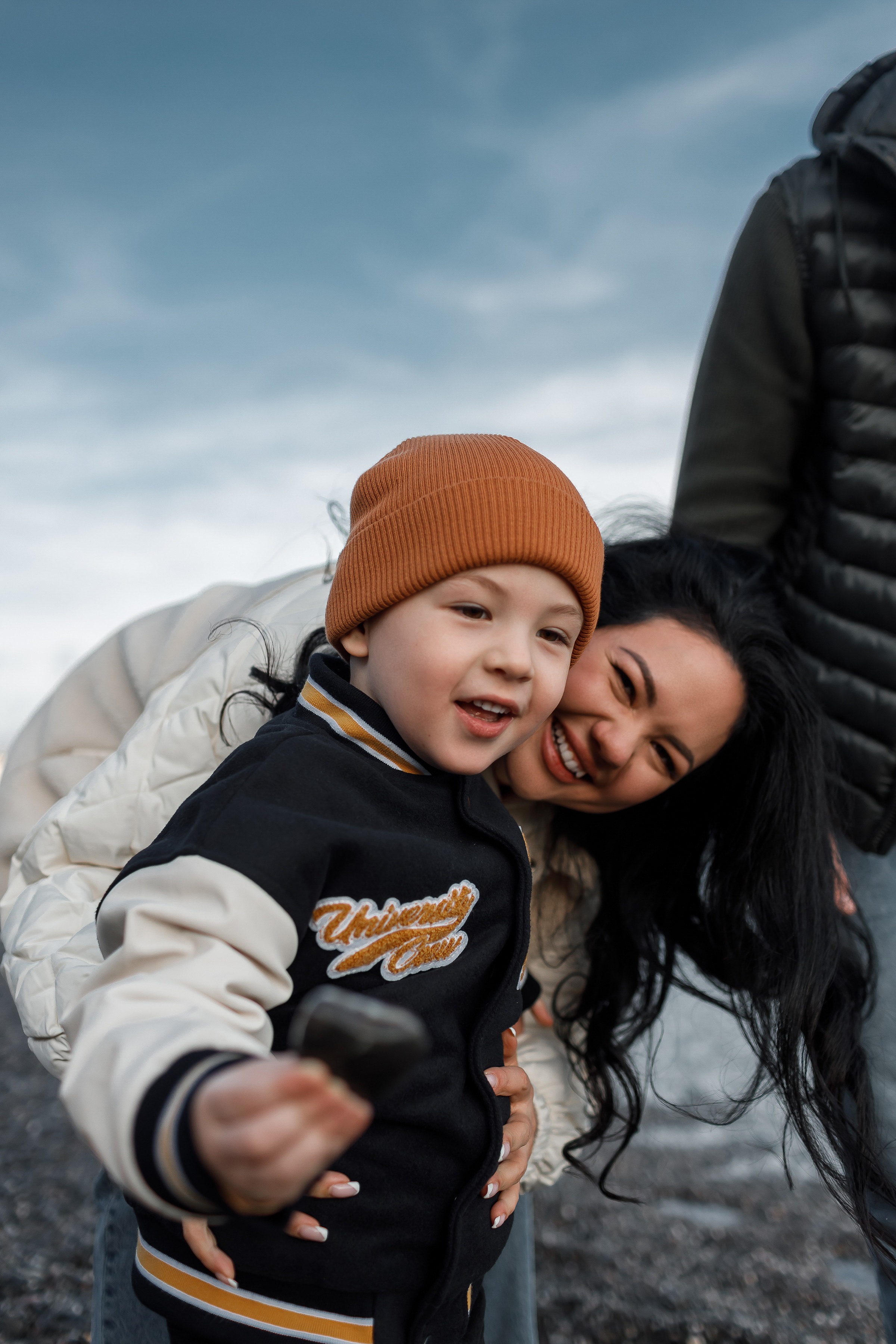 Семейная съёмка у моря. Свадебный и семейный фотограф в Крыму и Севастополе Дарья Королева