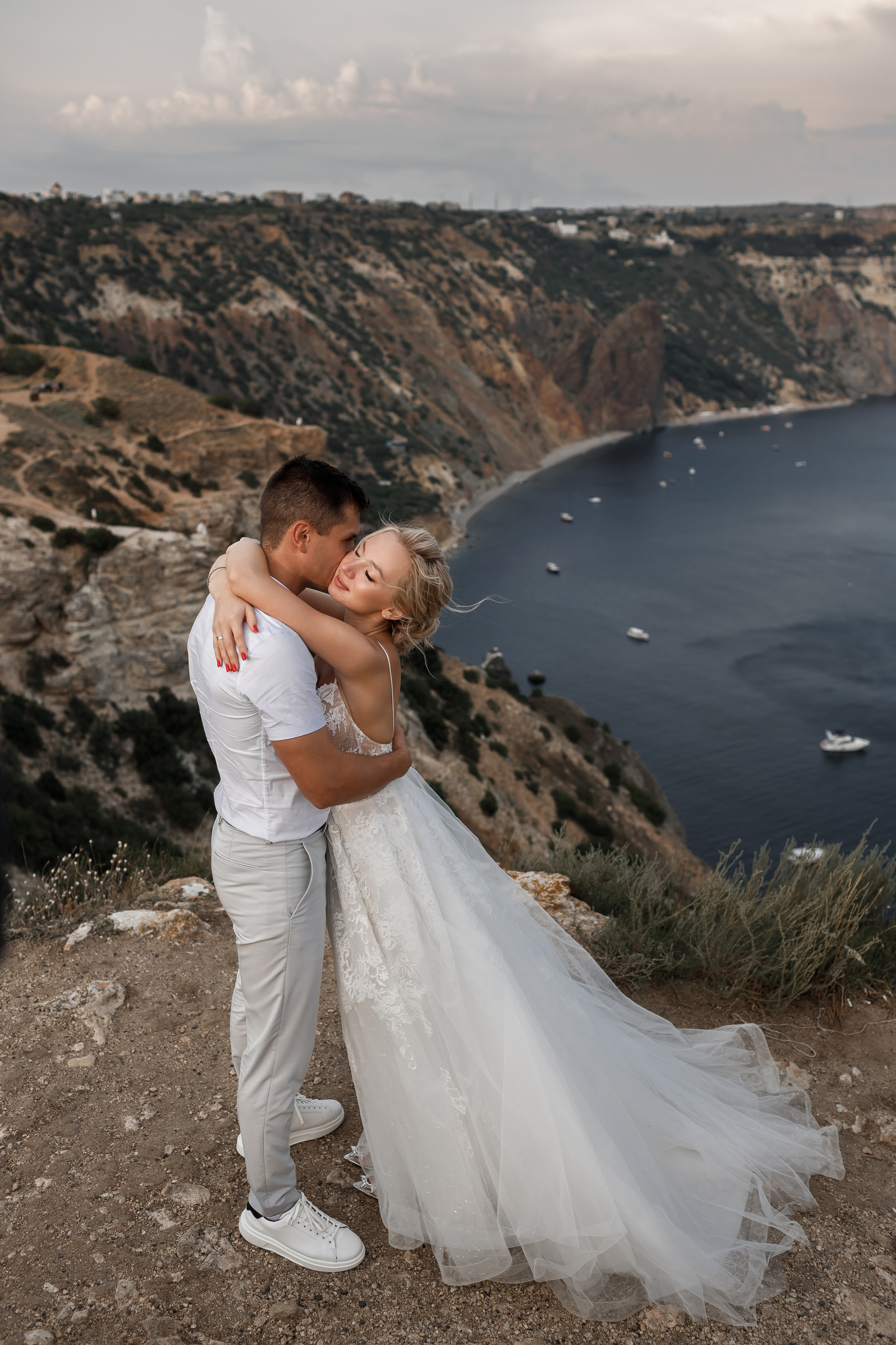 Свадьба для двоих полный день. Свадебный и семейный фотограф в Крыму и Севастополе Дарья Королева