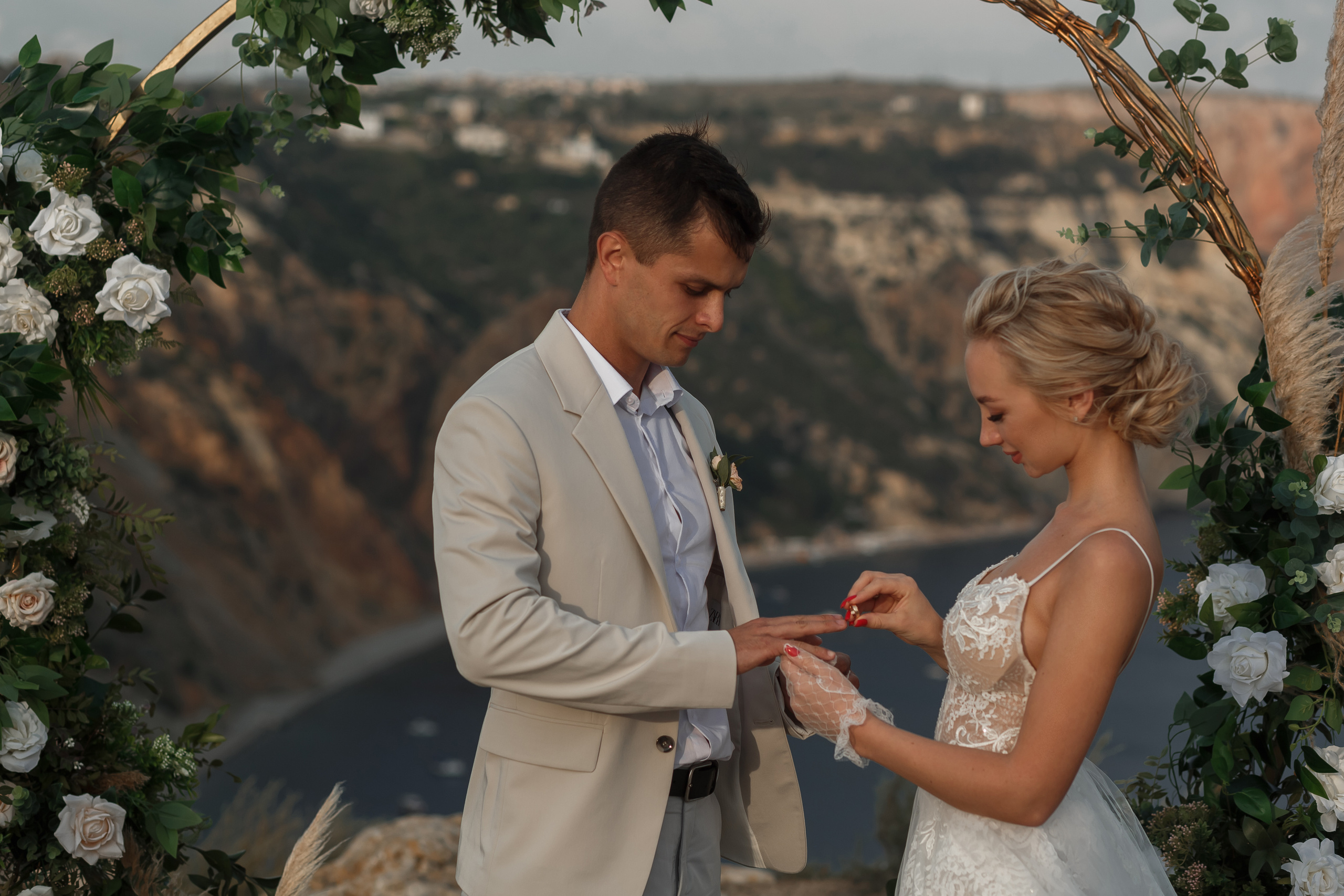 Свадьба для двоих полный день. Свадебный и семейный фотограф в Крыму и Севастополе Дарья Королева