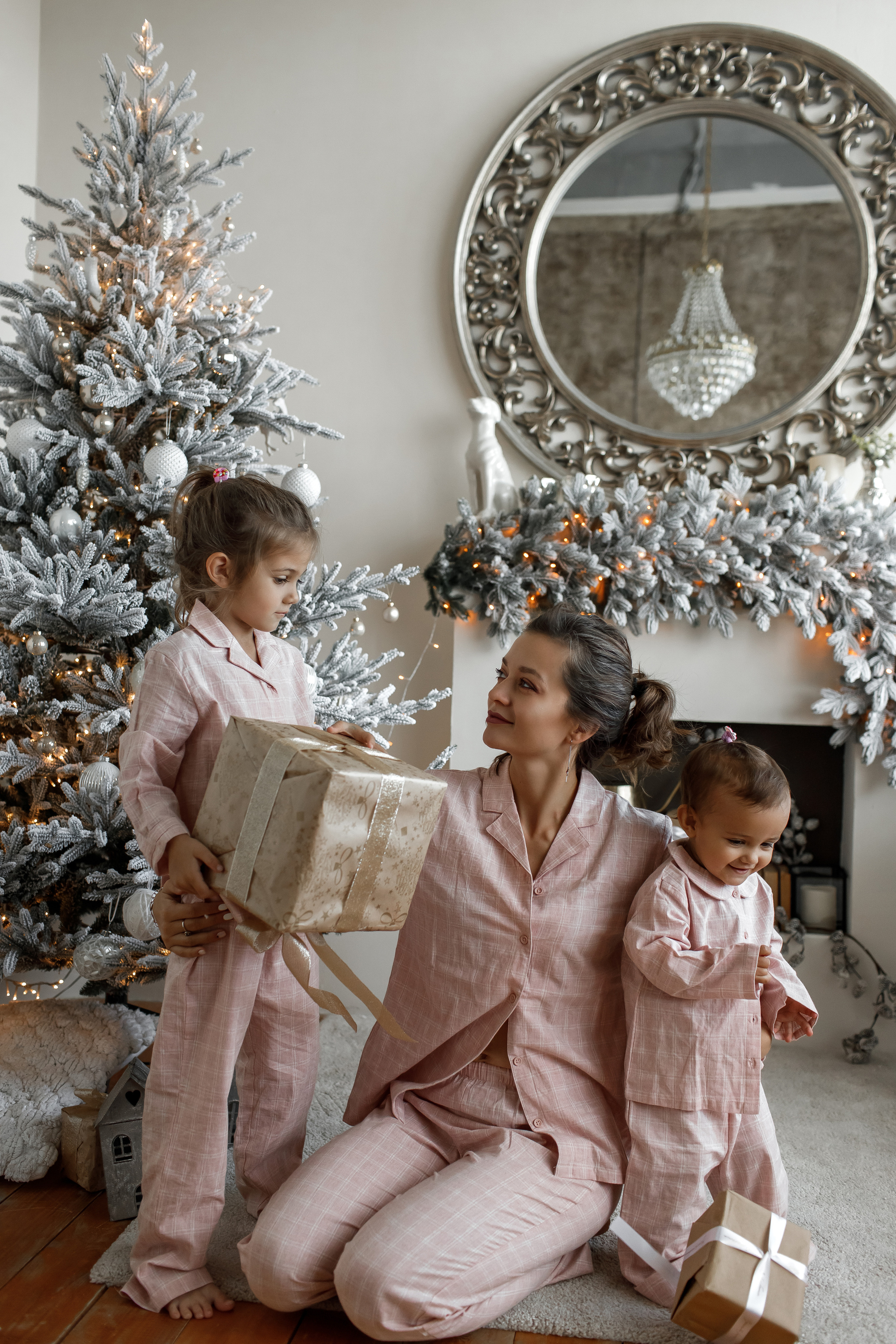 Новогодняя студийная съёмка. Свадебный и семейный фотограф в Крыму и Севастополе Дарья Королева