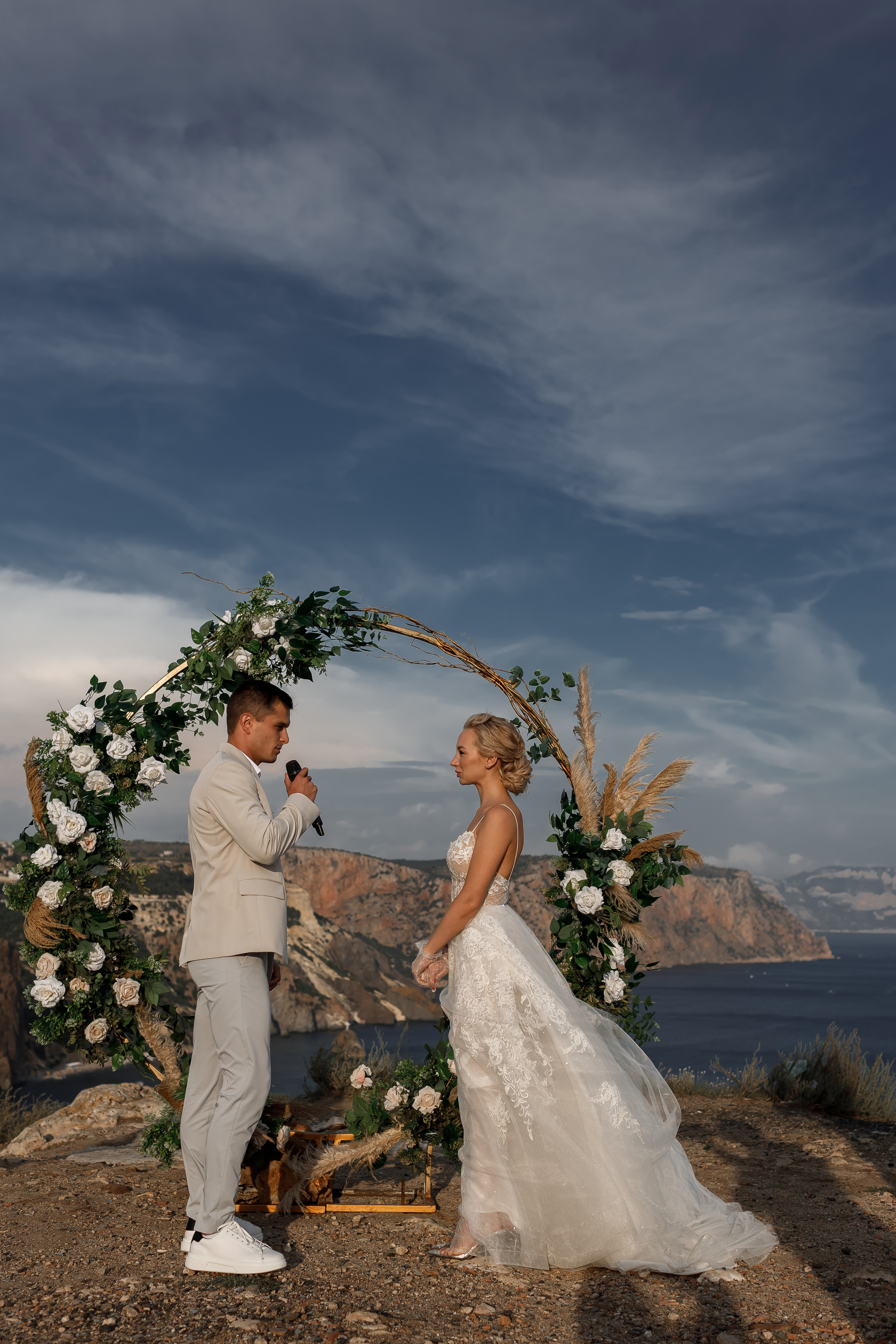 Свадьба для двоих полный день. Свадебный и семейный фотограф в Крыму и Севастополе Дарья Королева