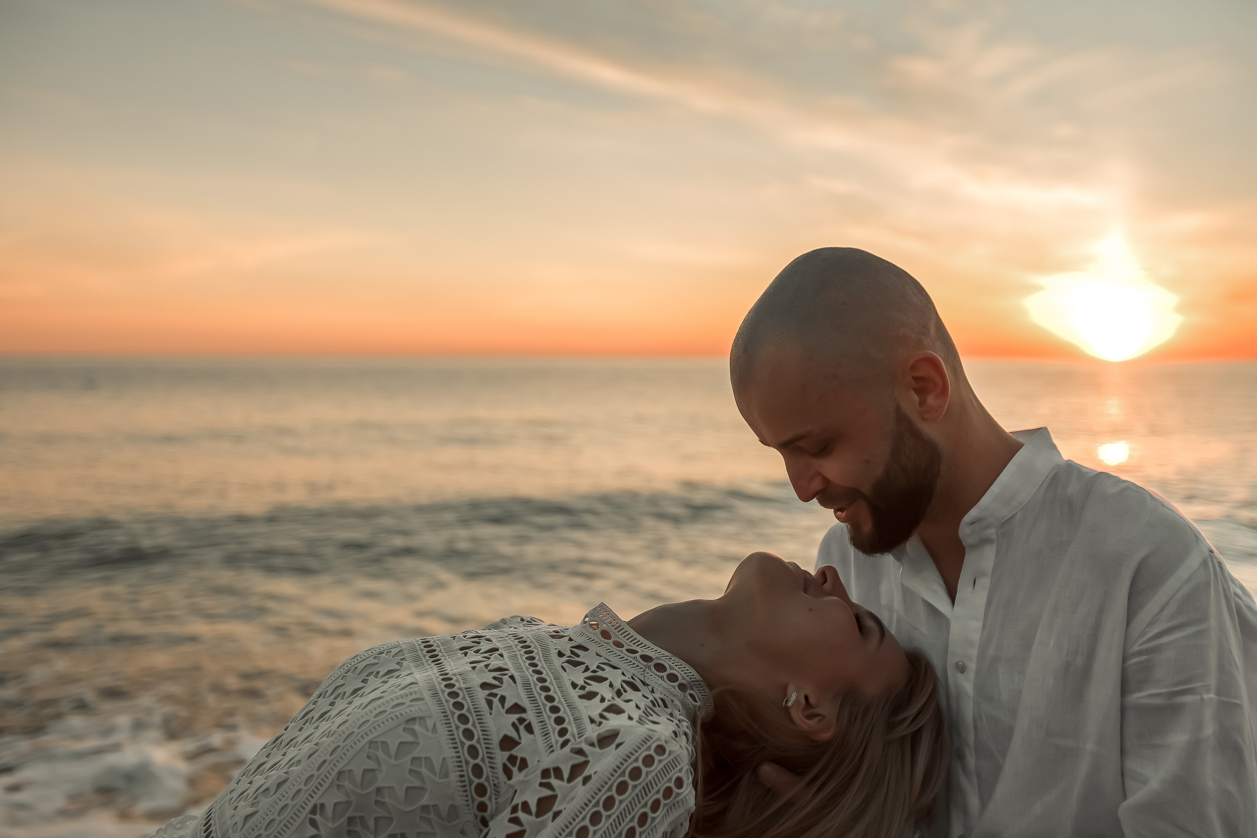 Влад и Валя прогулка у моря. Свадебный и семейный фотограф в Крыму и Севастополе Дарья Королева