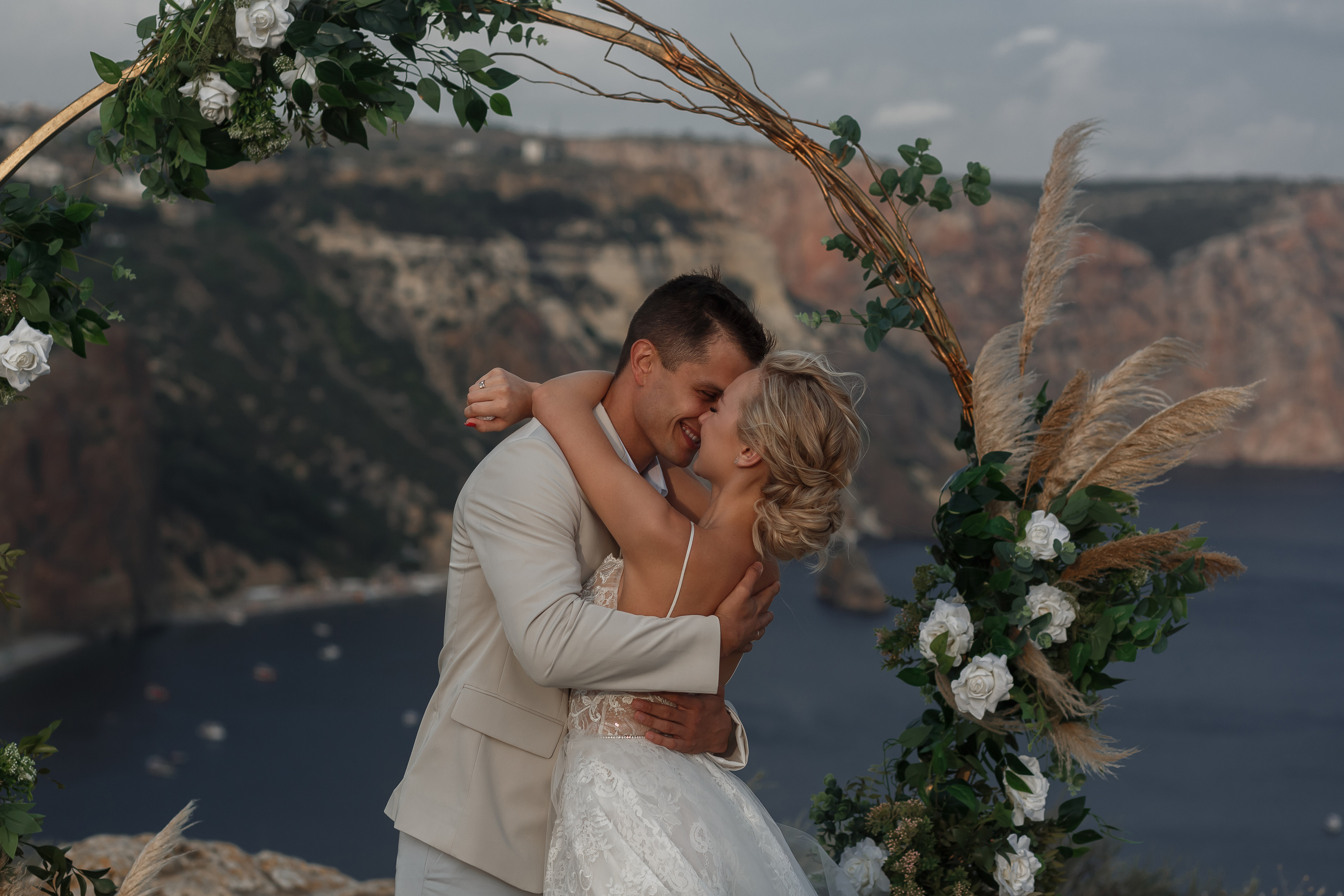 Свадьба для двоих полный день. Свадебный и семейный фотограф в Крыму и Севастополе Дарья Королева