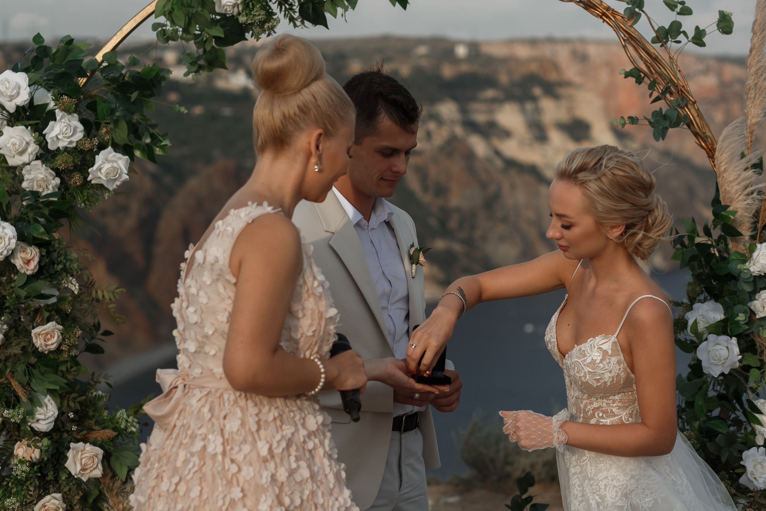 Свадьба для двоих полный день. Свадебный и семейный фотограф в Крыму и Севастополе Дарья Королева