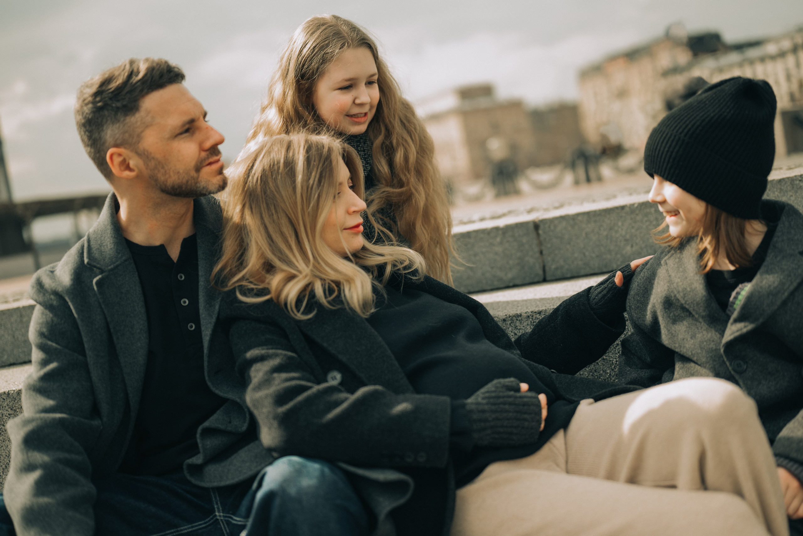 Весенняя прогулка. Аня, Егор, Эми и Миша. Семейный фотограф в Москве Дарья Пузикова