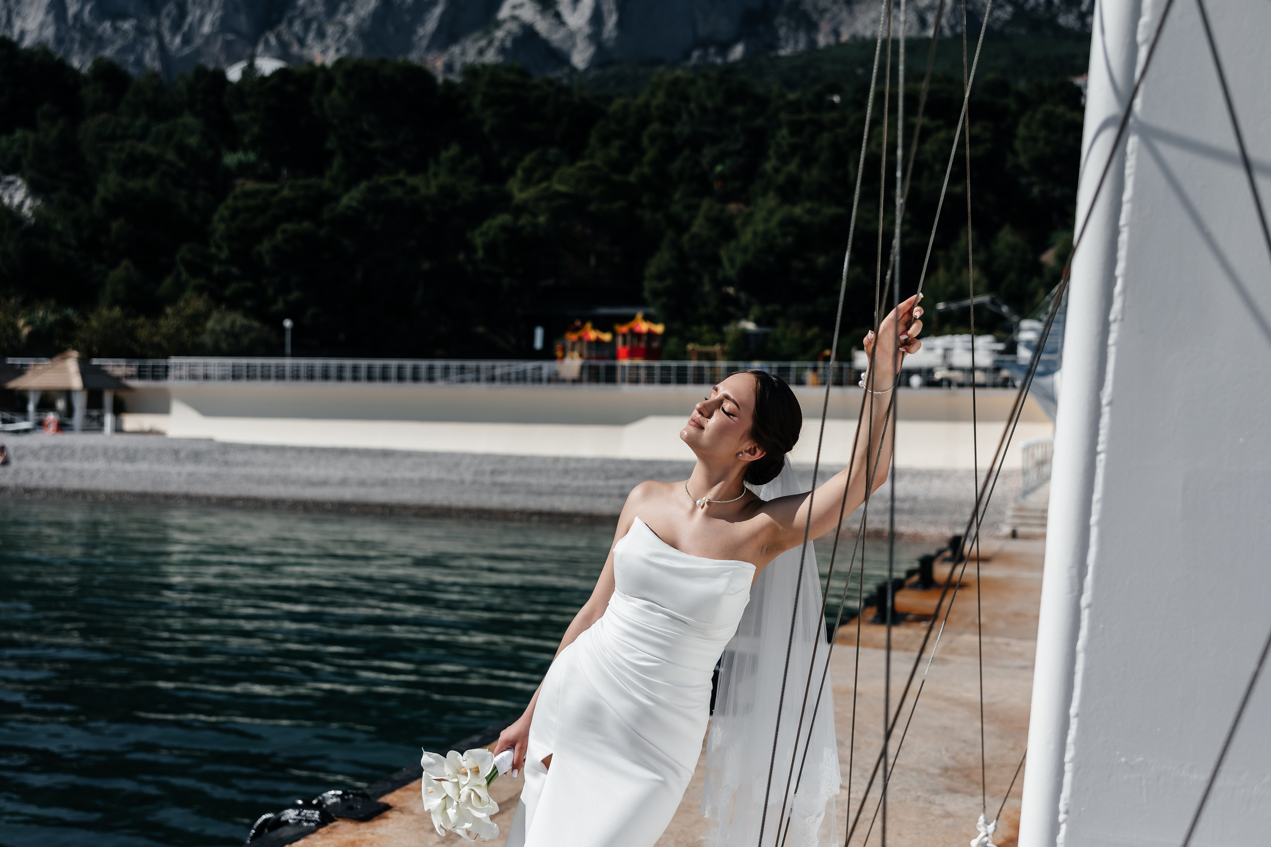 Анонс свадьбы Иры и Никиты. Прогулка в отеле Крымский Бриз. Свадебный фотограф в Крыму и Севастополе Ольга Баскакова