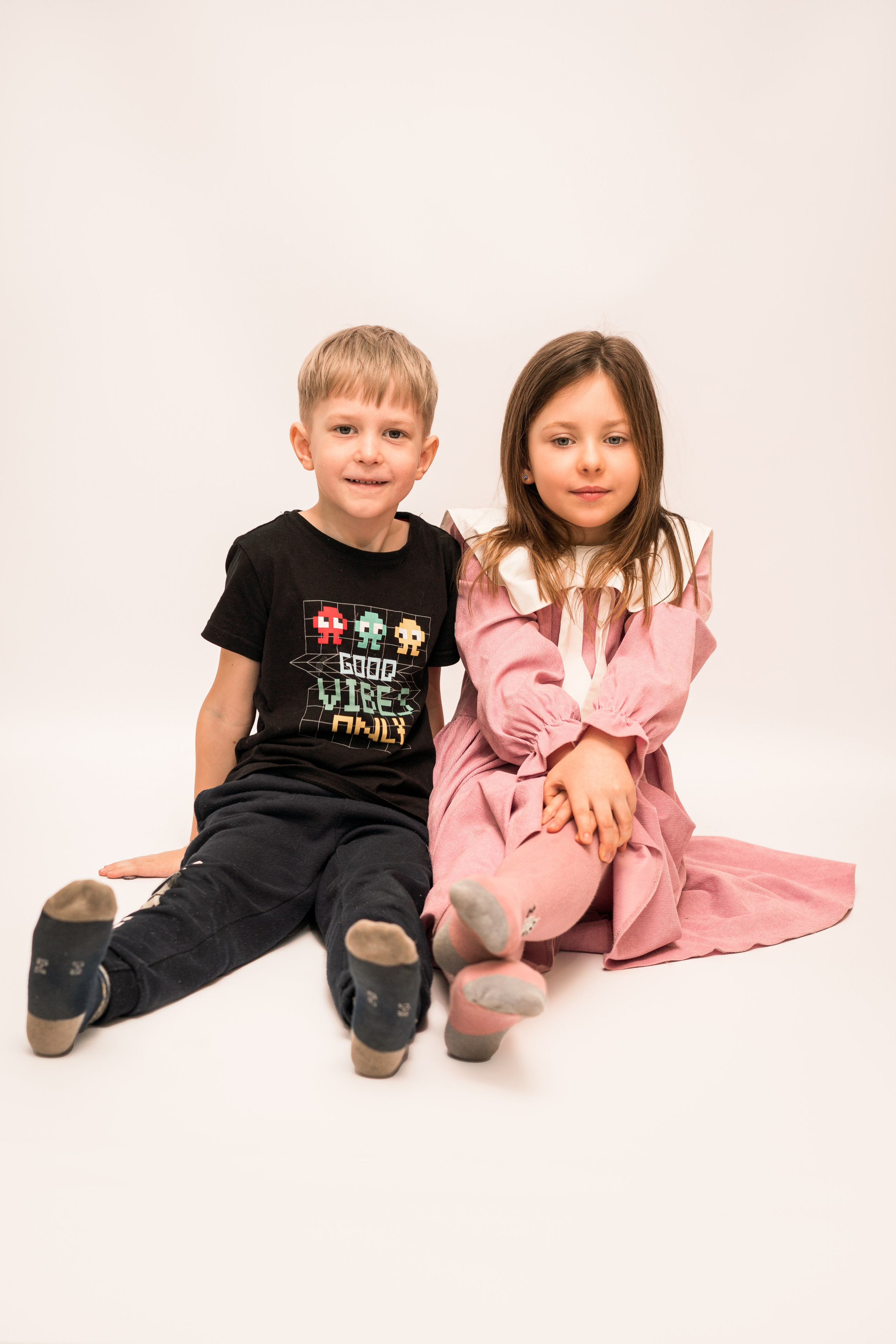 Детский сад, портреты белый фон. Фотограф Шунова Саша