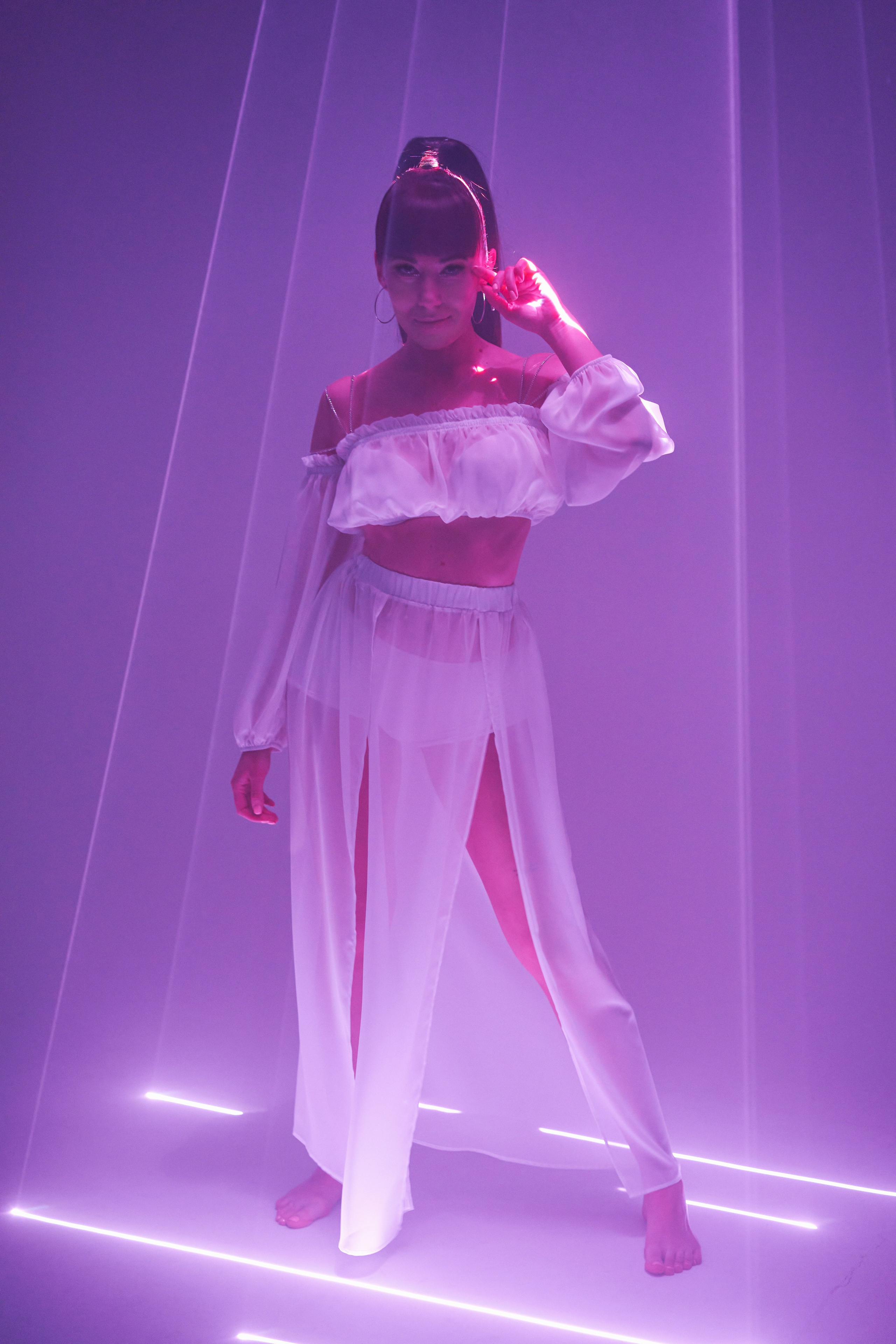 Портретная фотосессия с лазером. Фотограф Екатеринбург Кокшарова Александра