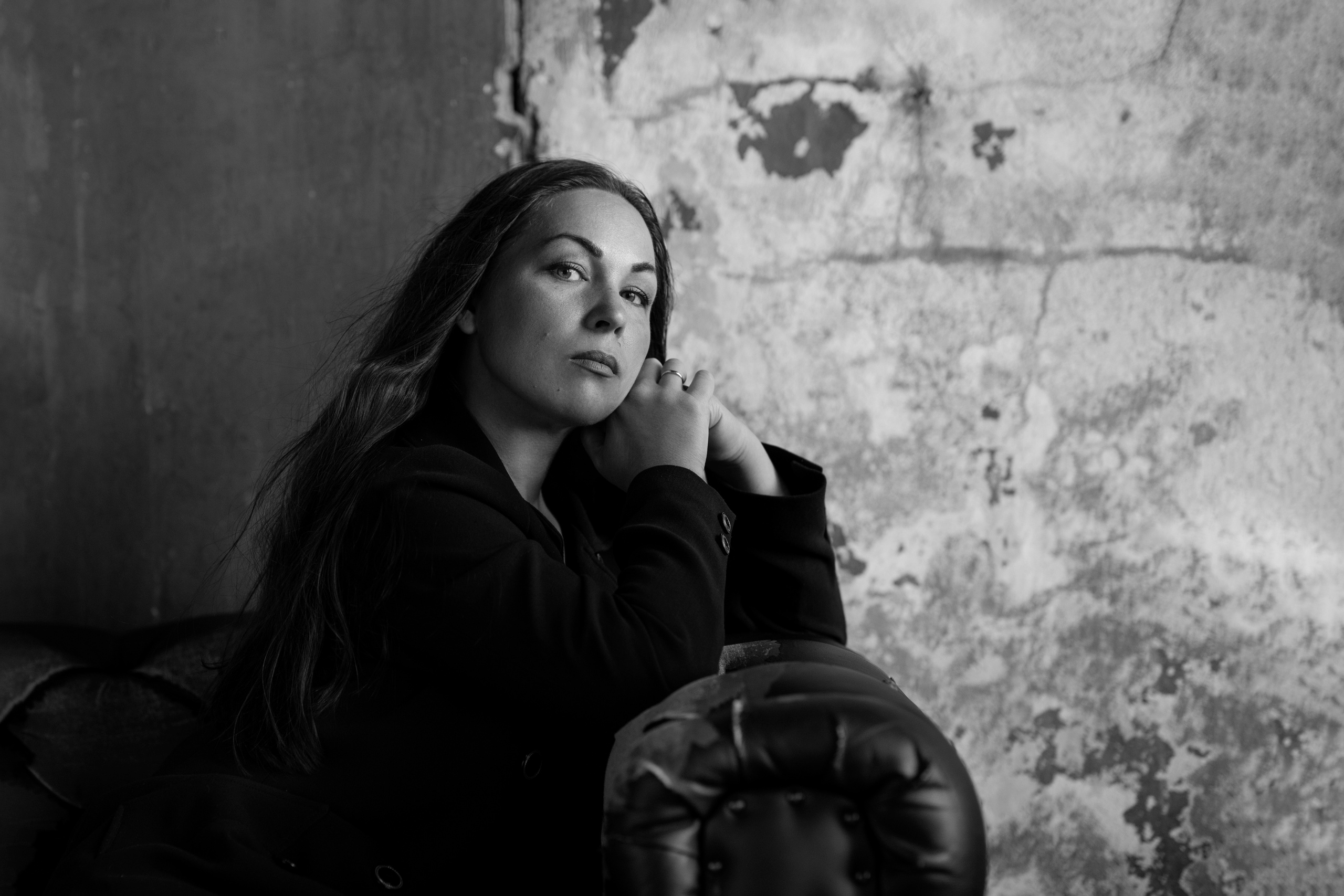 Чёрное пальто. Фотограф в Санкт-Петербурге