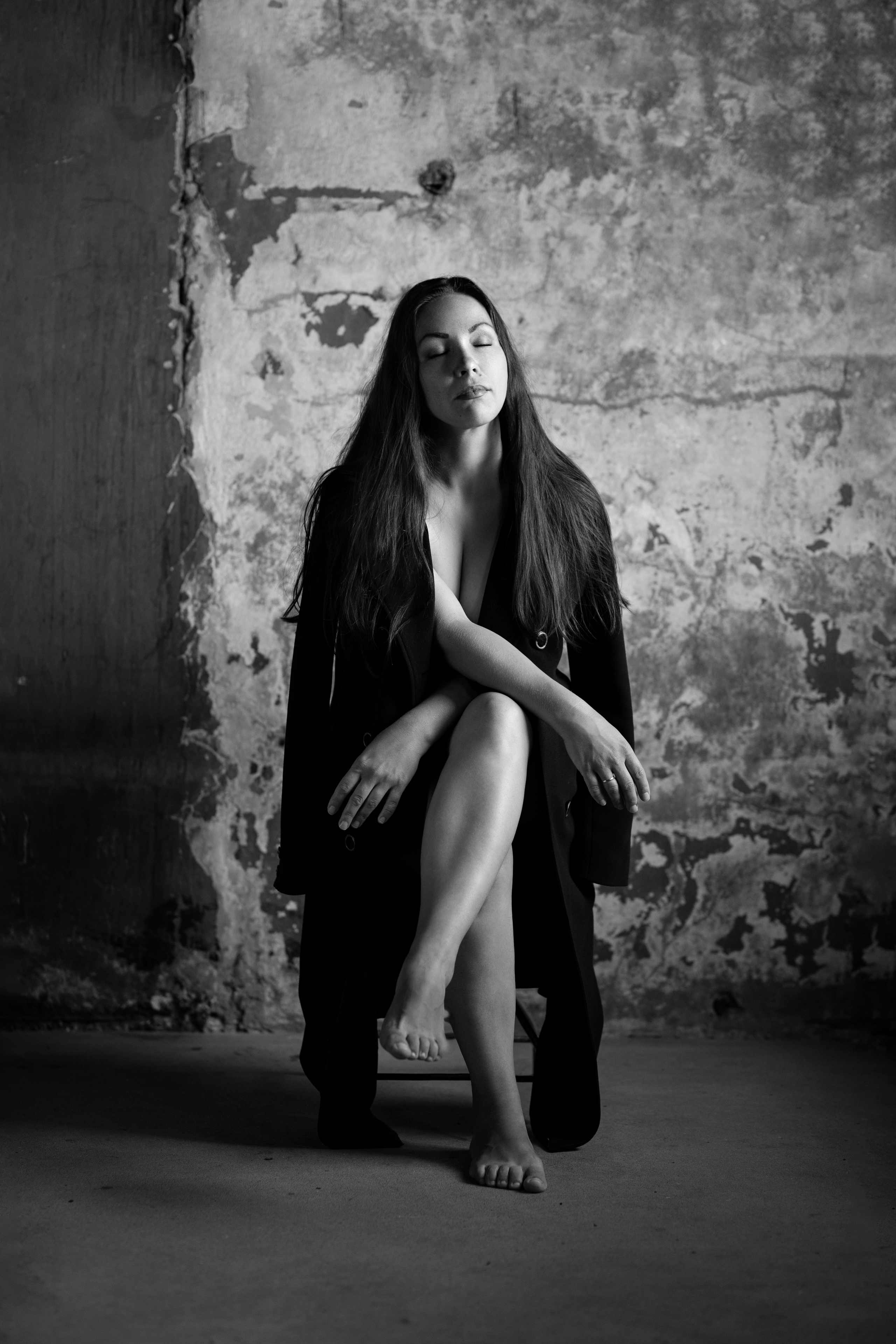 Чёрное пальто. Фотограф в Санкт-Петербурге