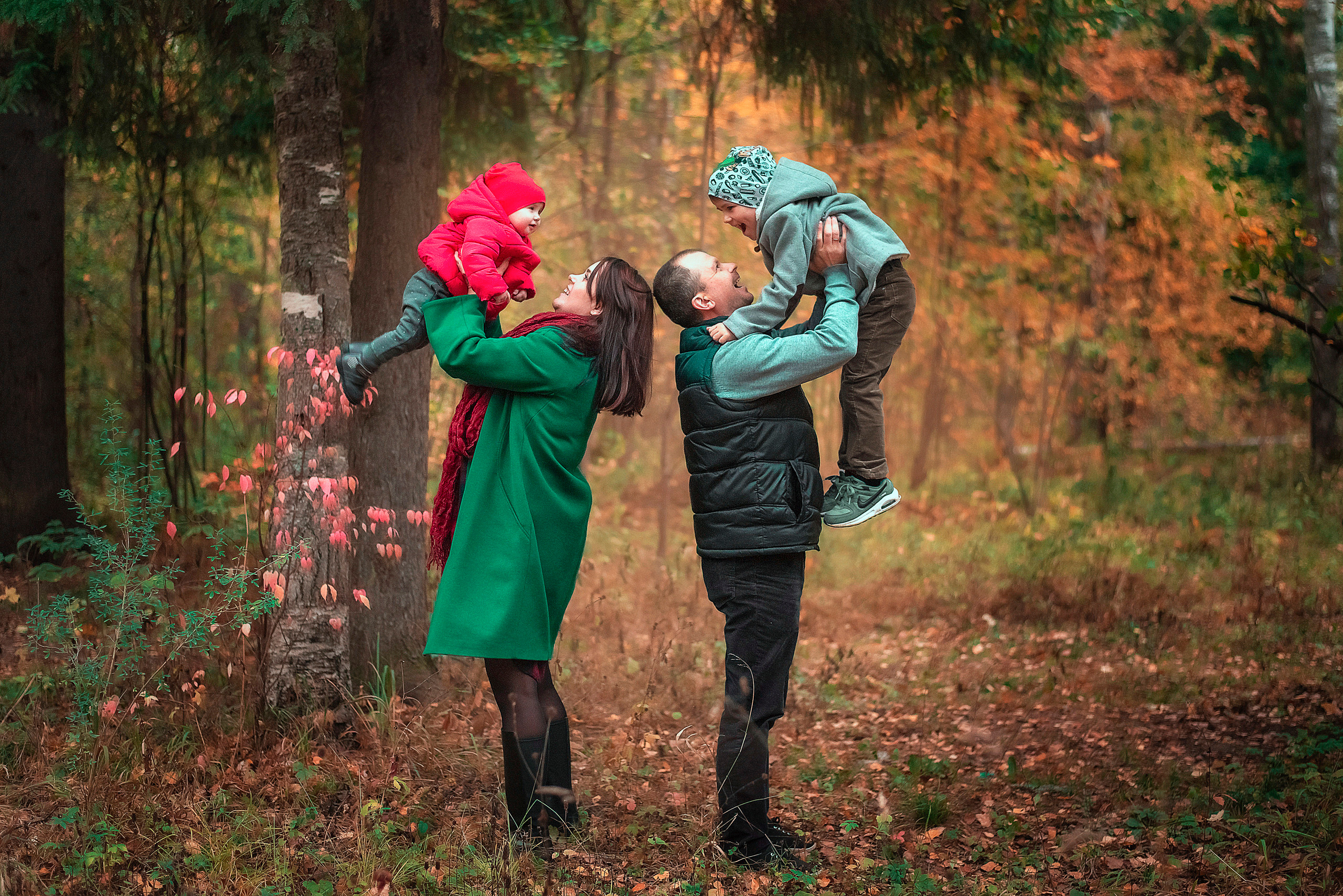 Семейная фотопрогулка. Мила Дементьева семейный и детский фотограф Казань